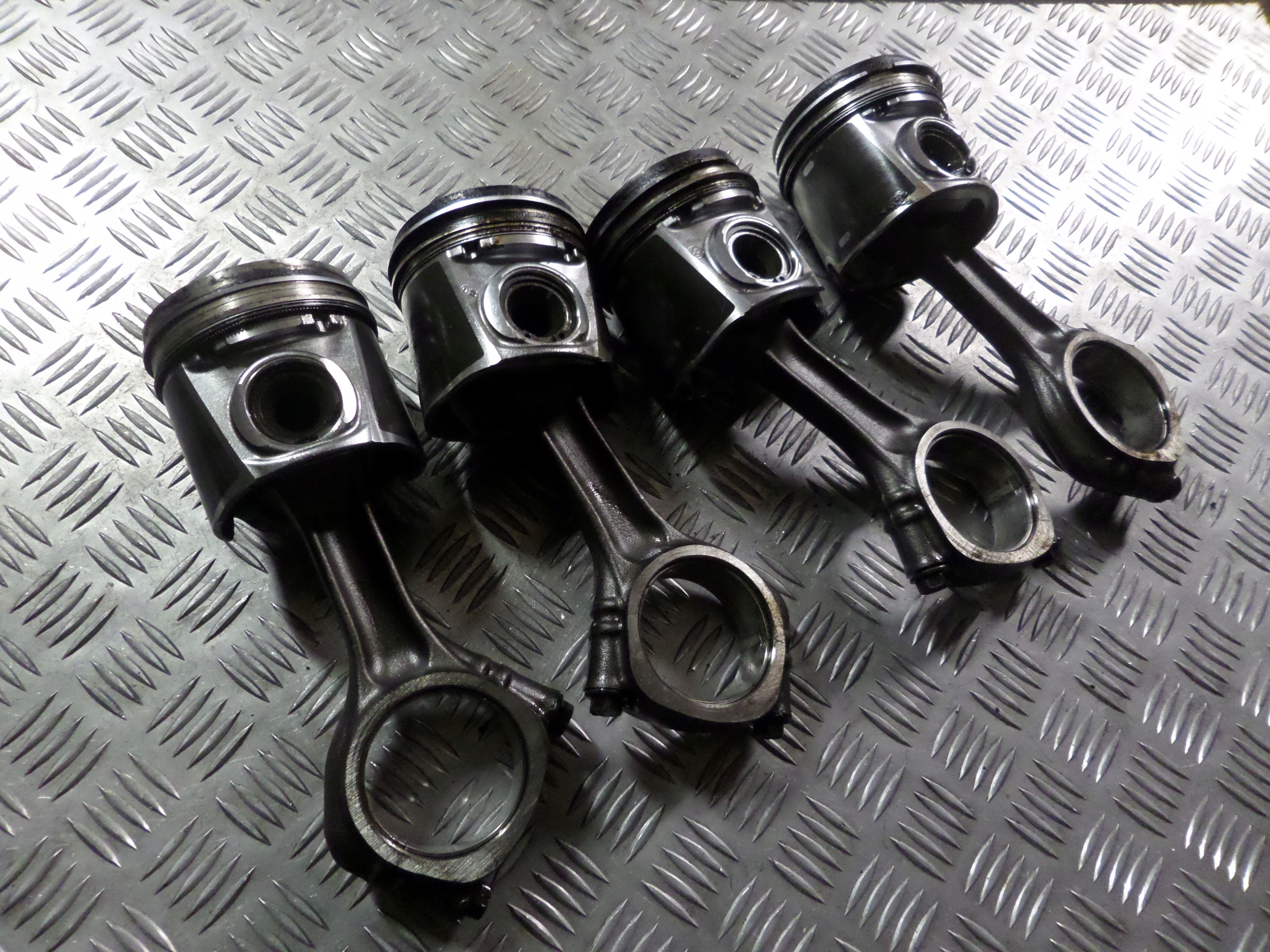 ПОРШЕНЬ ШАТУН DUCATO JUMPER IVECO DAILY 3.0 ЄВРО 4