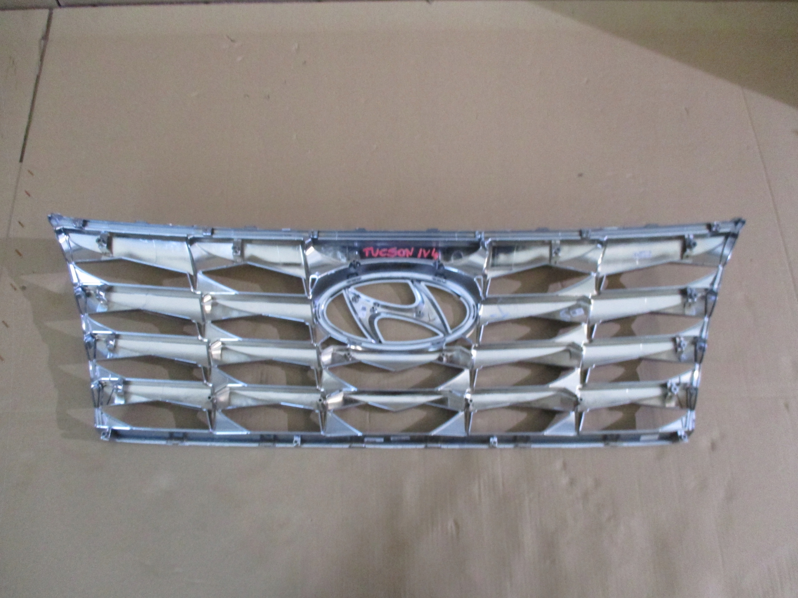 Grill Hyundai Tucson IV 4 86351-N7100