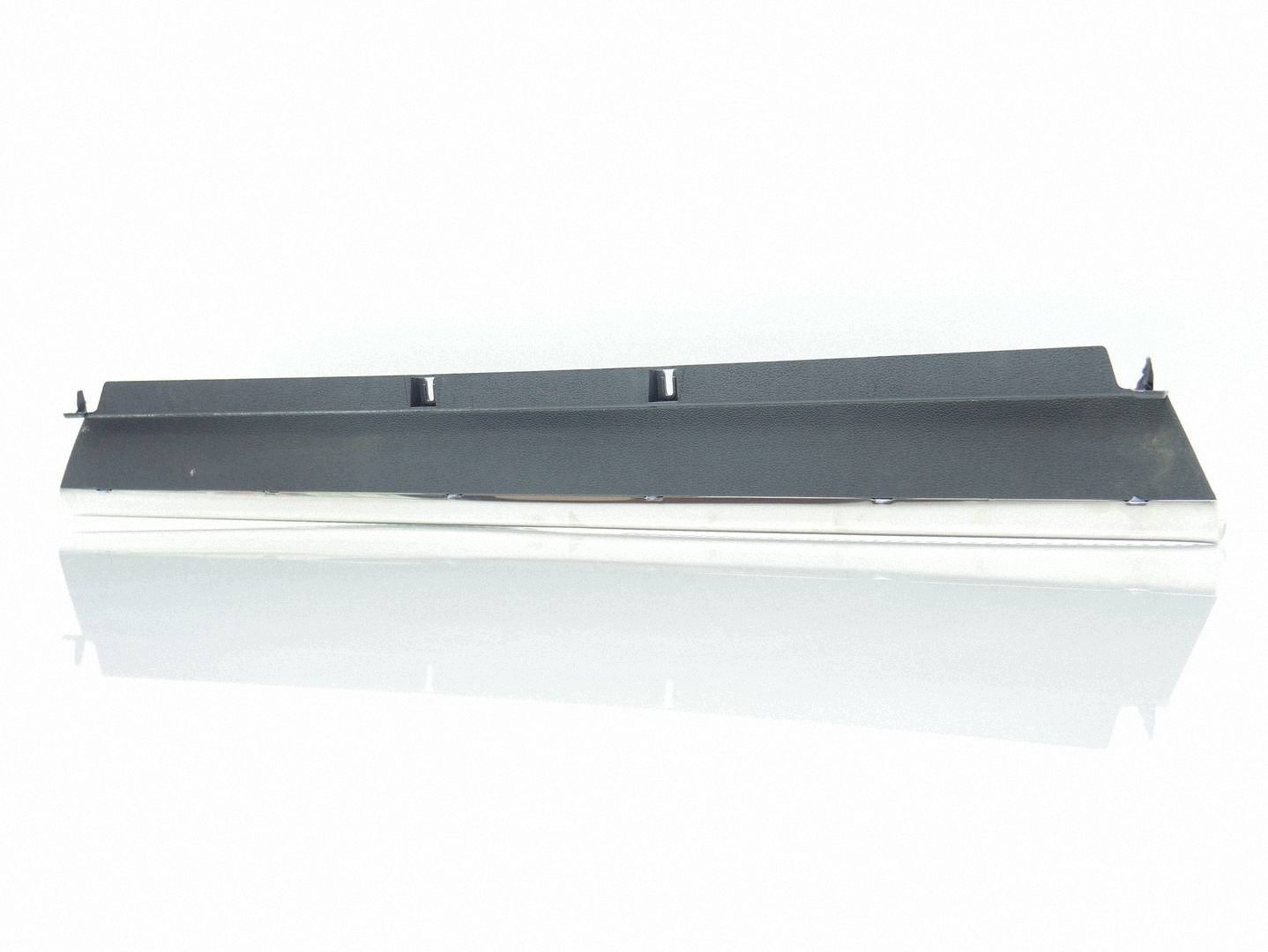 couverture couverture seuil coffre CHROM AUDI Q5 II 80A 80A864483E