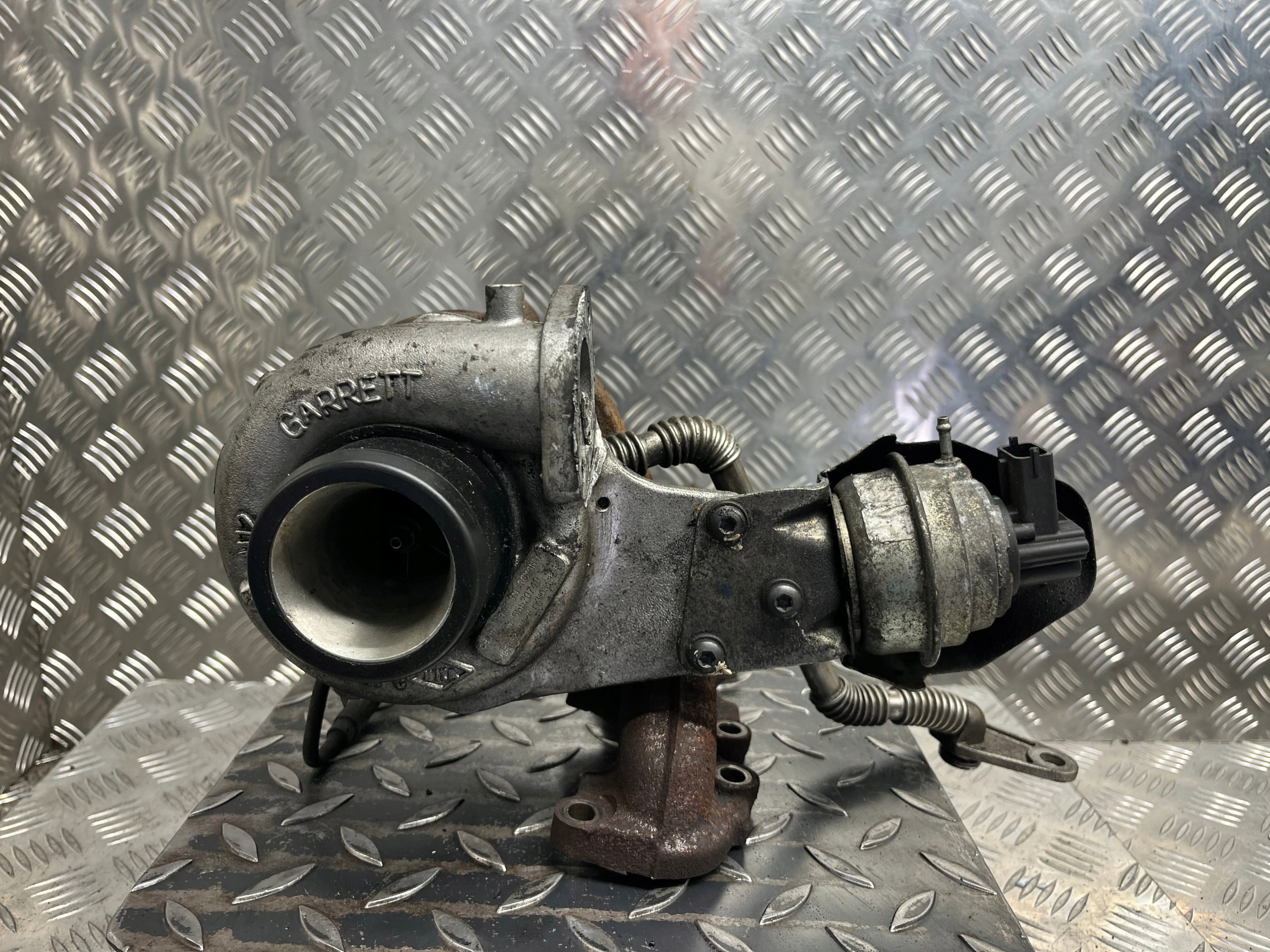TURBINA turbo OPEL INSIGNIA 55570748