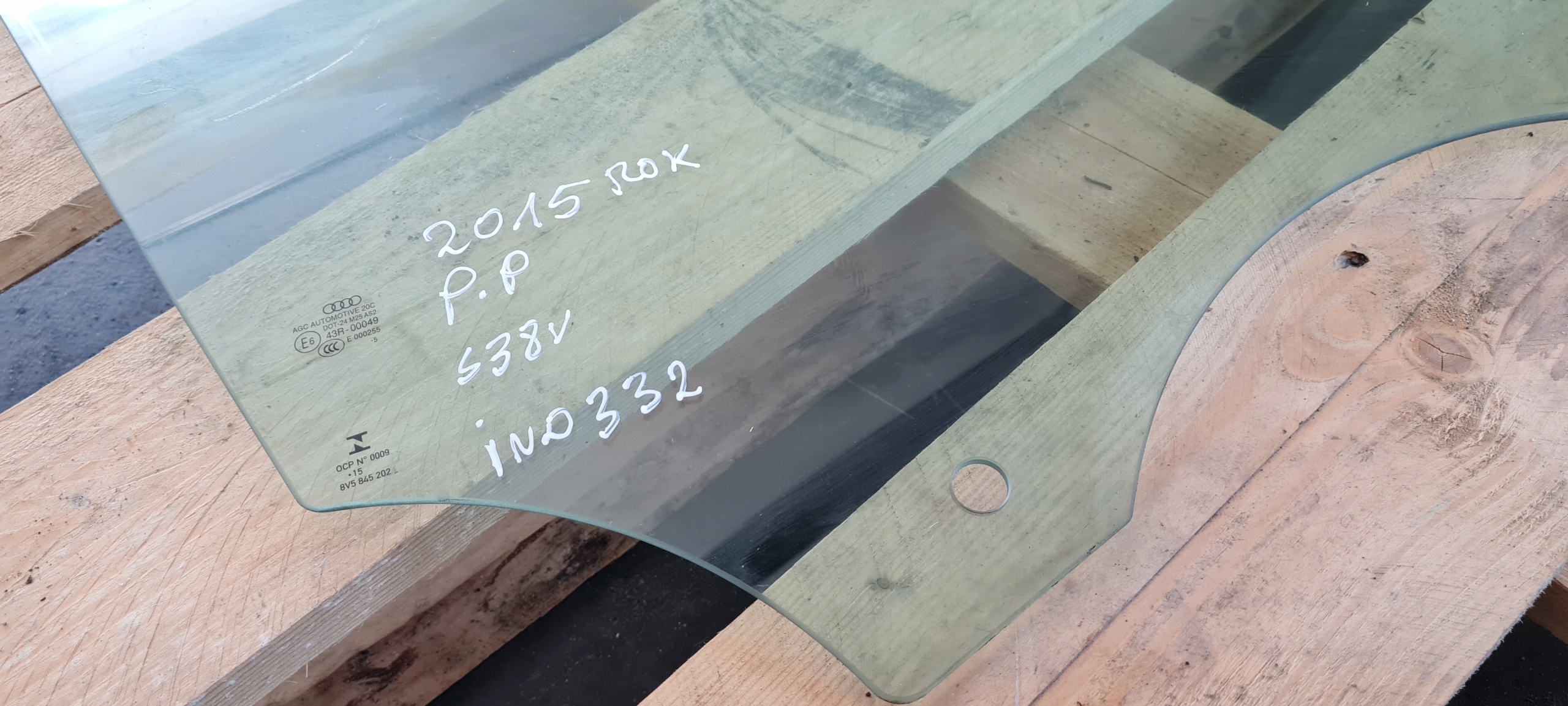 S3 8V sedan A3 window door right right front front 15R