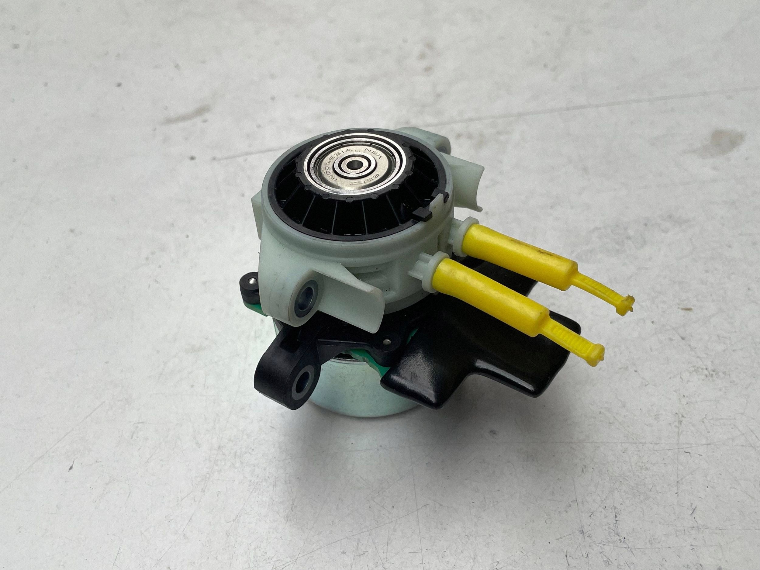 Pompa ADBLUE Originale MERCEDES RENAULT KANGOO III 9373513021