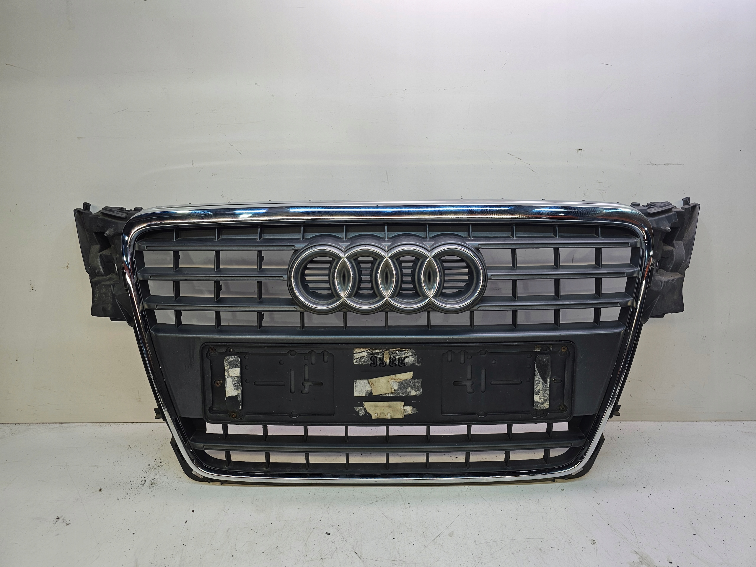 GRILL ATRAPA CHŁODNICY AUDI A4 B8 8K0853651 ORYGINAŁ OK