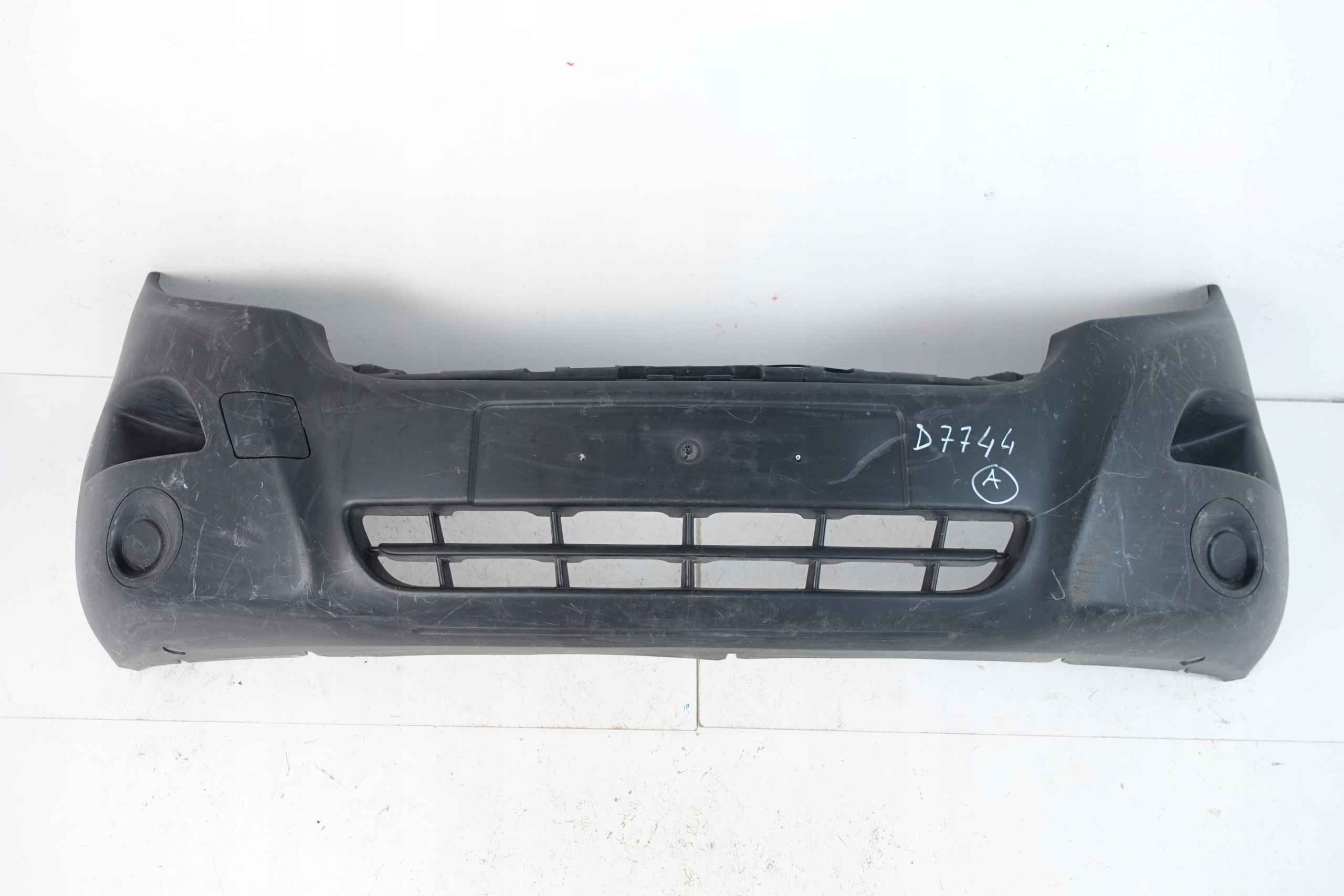 RENAULT MASTER III 2010- bumper front front 620224209R