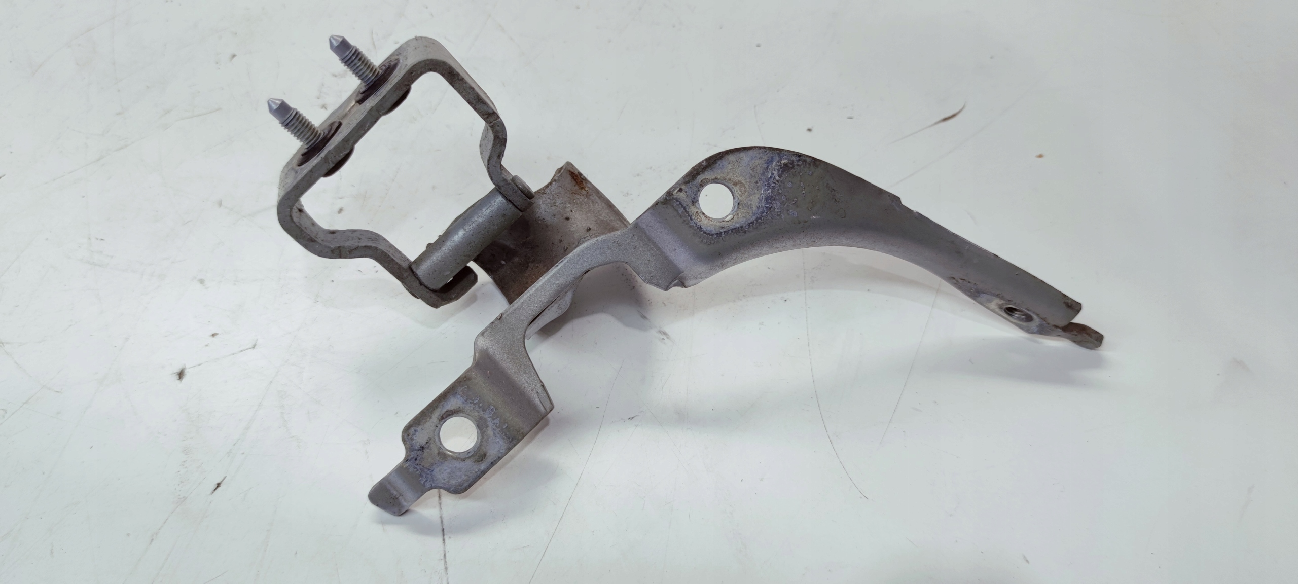 hinge bonnet right rear part AUDI A4 B7 AVANT 8E9827300F