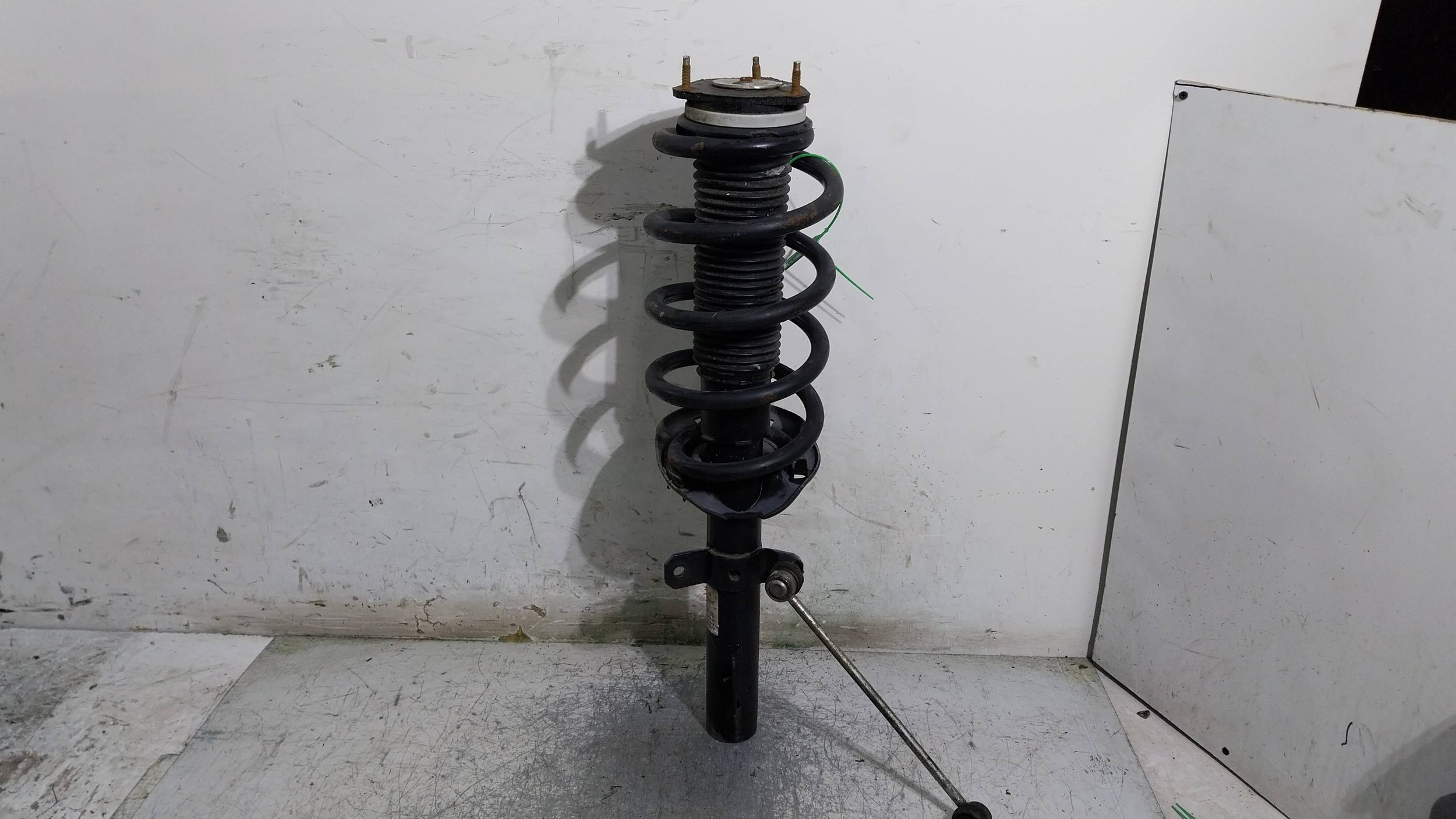 shock absorber right front BK31-18045-HC FORD TRANSIT MK8 2.2