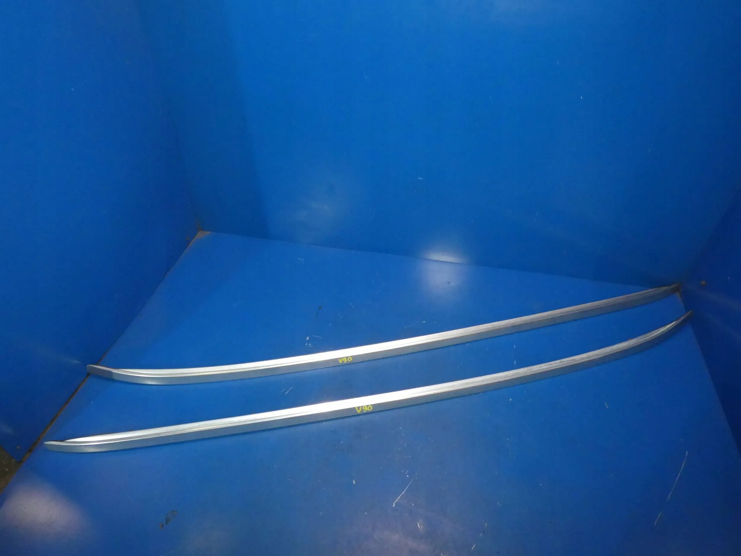 VOLVO V90 II KOMBI Dachreling dach KOMPLET CHROM