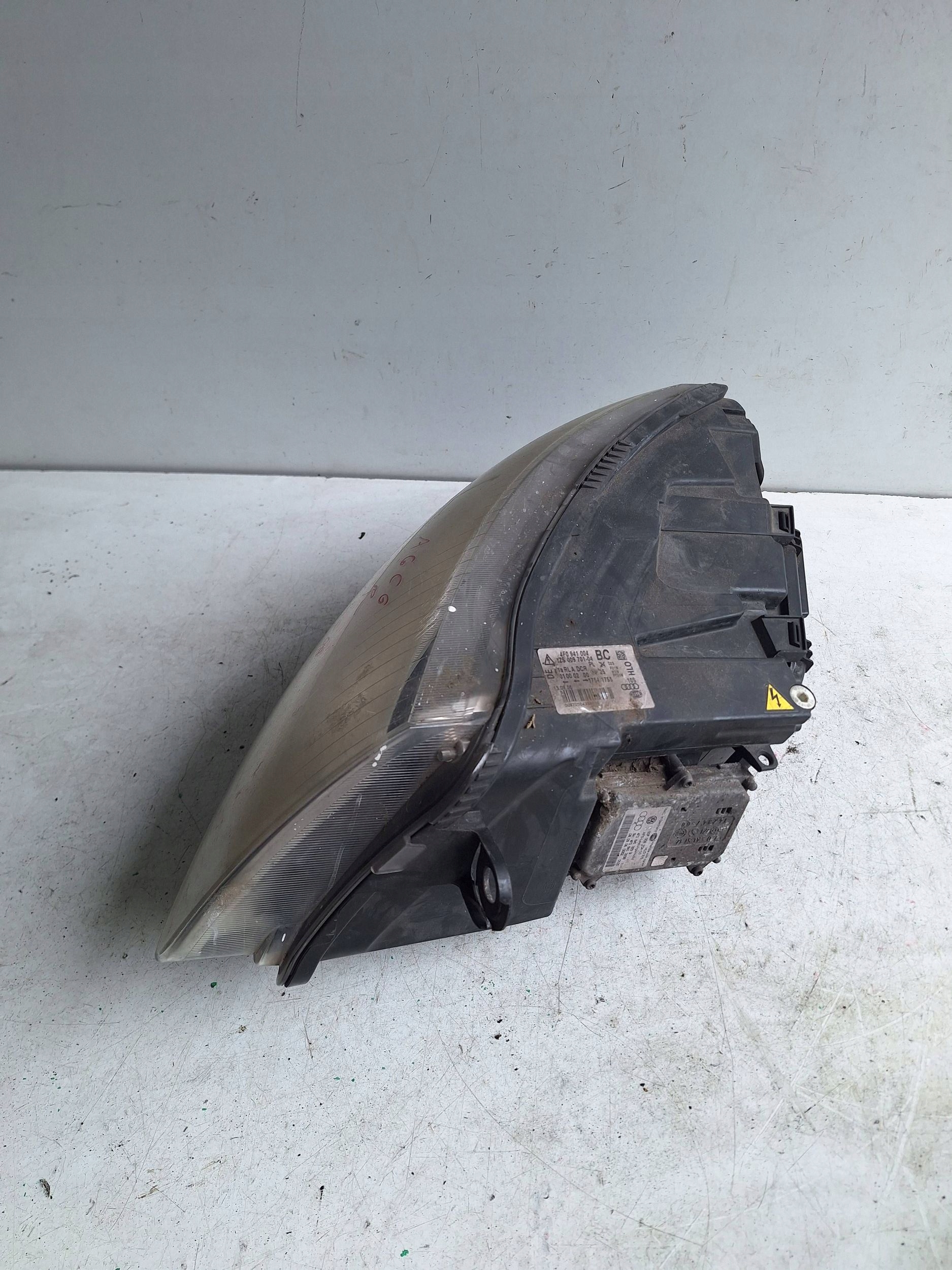 AUDI A6 C6 04-08 light right XENON UK-ANGLIK 4F0941004