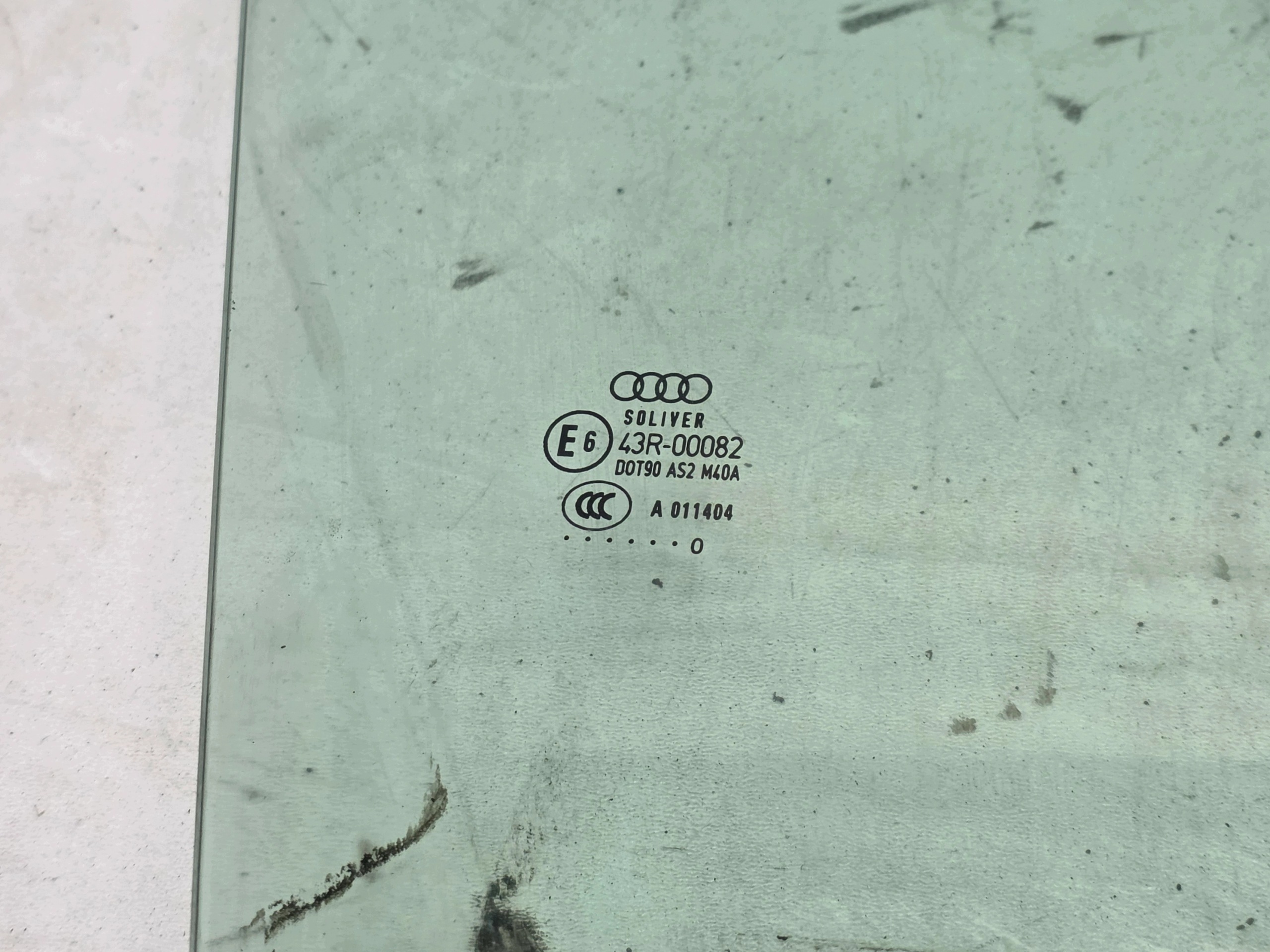 window side door right front AUDI A5 8F CABRIO 2010 year