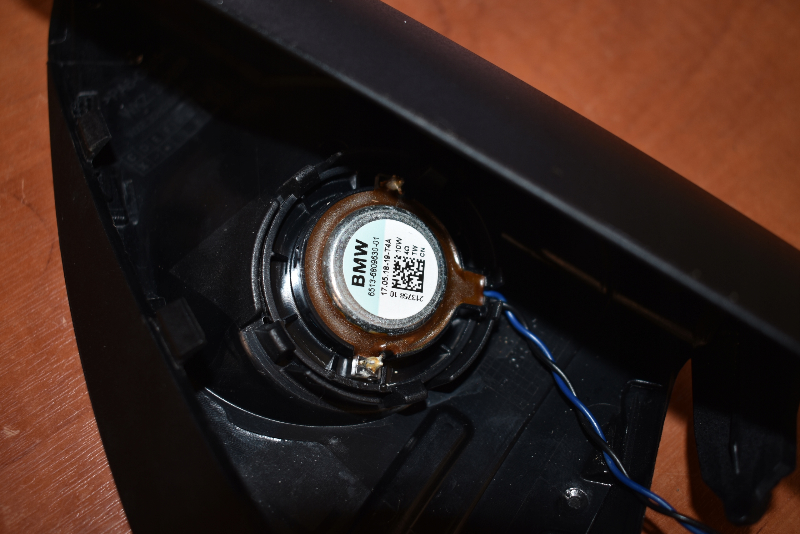 IDEALNA cap of the speaker speaker left BMW G01 1