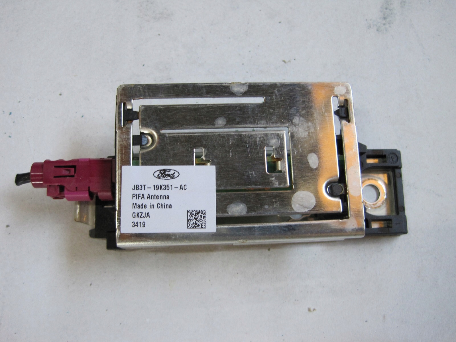 Moduł anteny WZMACNIACZ FORD RANGER IV JB3T-19K351-AC Kod producenta JB3T-19K351-AC