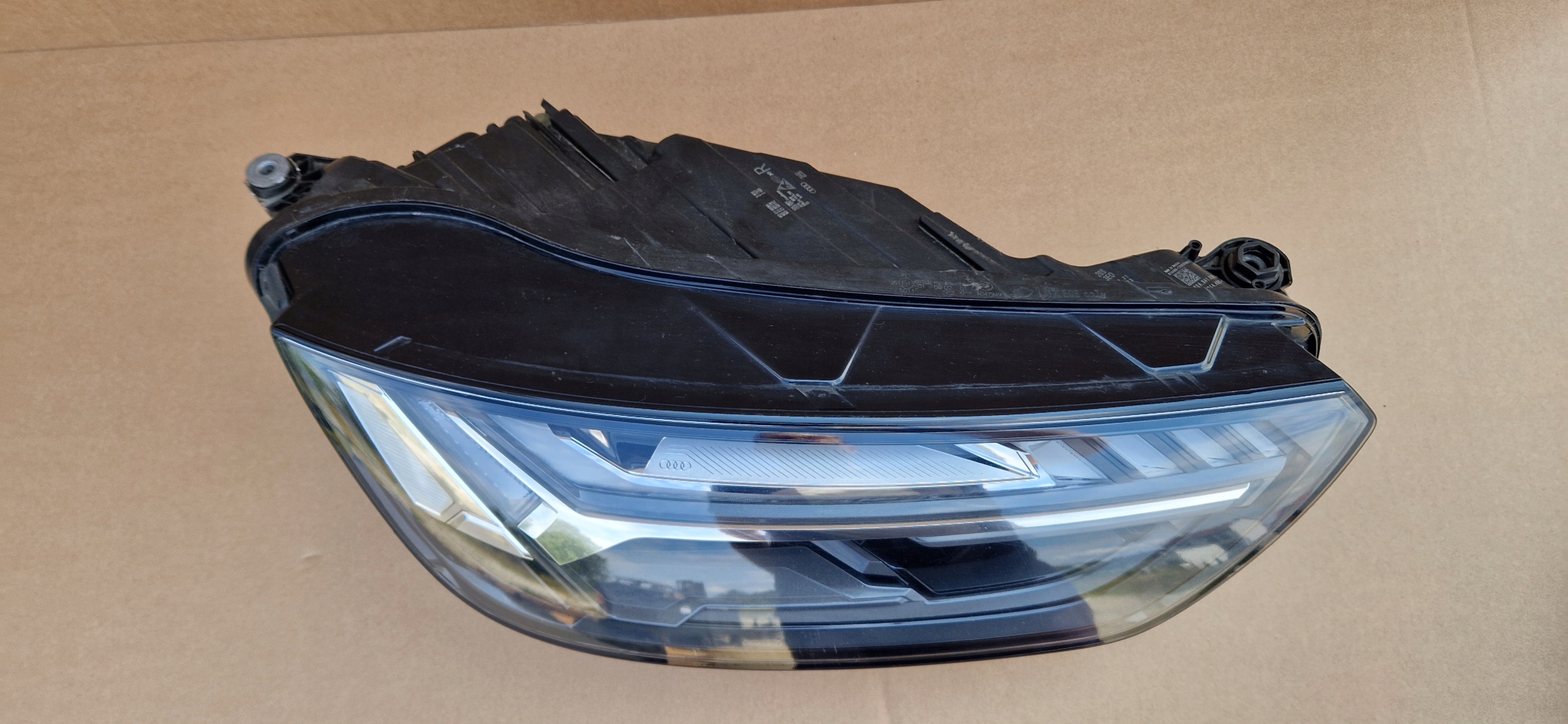 light MATRIX AUDI Q5 LIFT original complete as new 80A941036E right