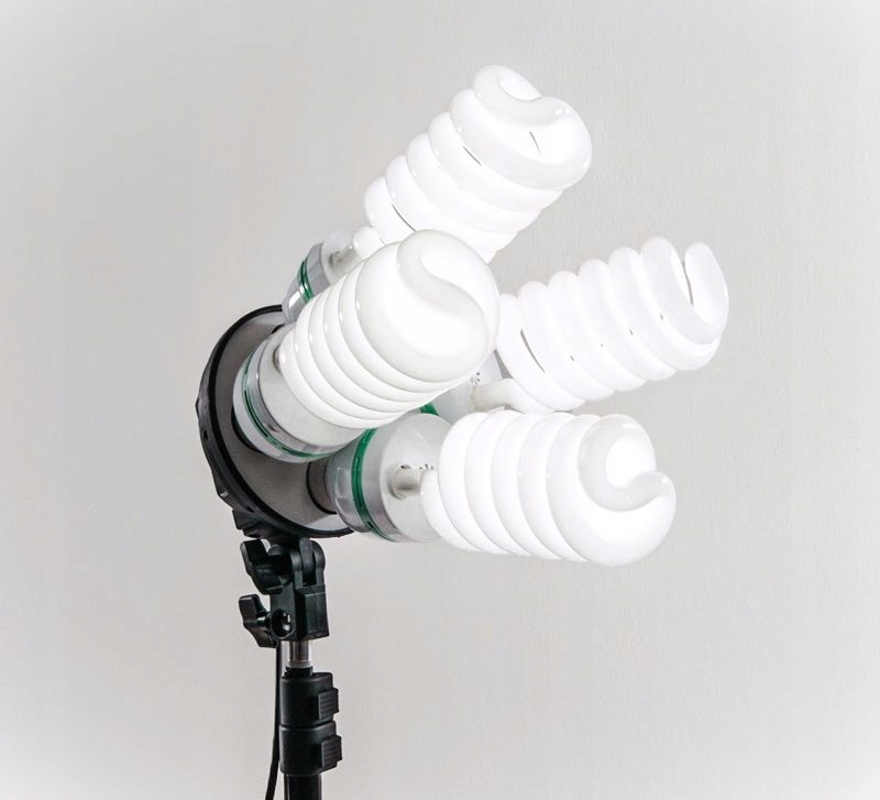 Softbox octa 65cm na 4 żarówki typu E27 Marka Comitso