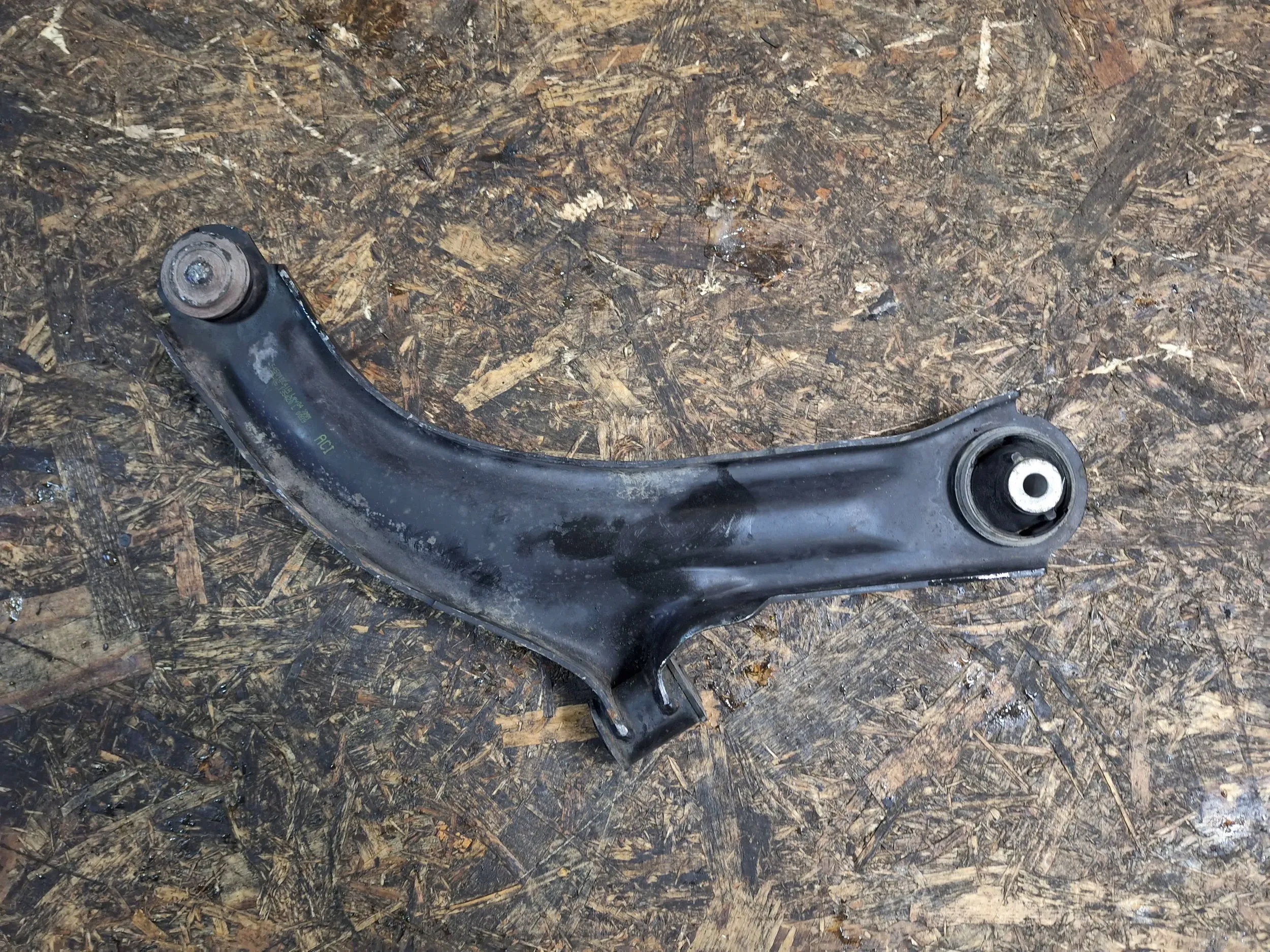 arm front left Nissan Micra K12 02-10