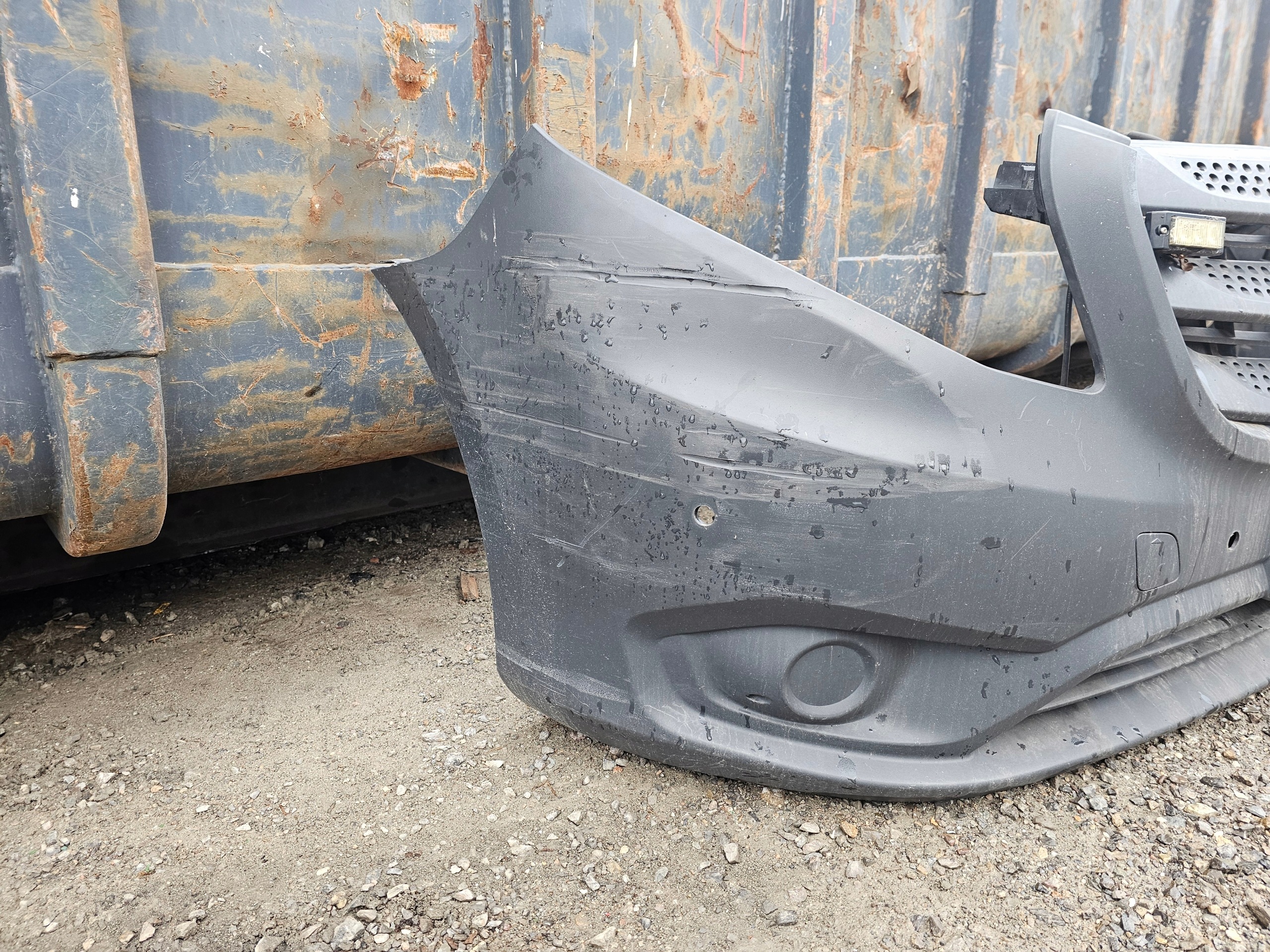 MERCEDES VITO W447 bumper front PDC