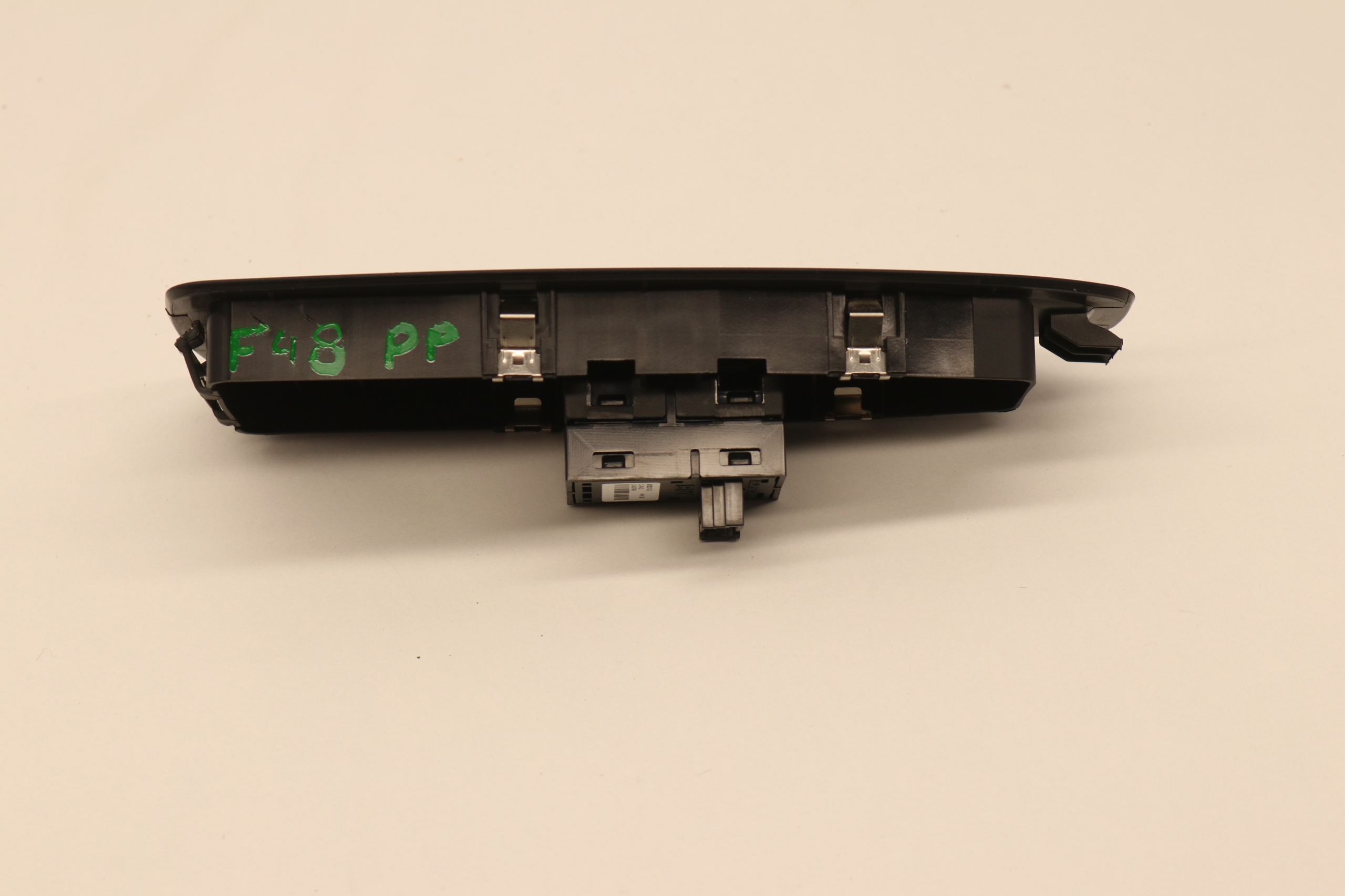 BMW F48 X1 PANEL window control switch right front 9208107