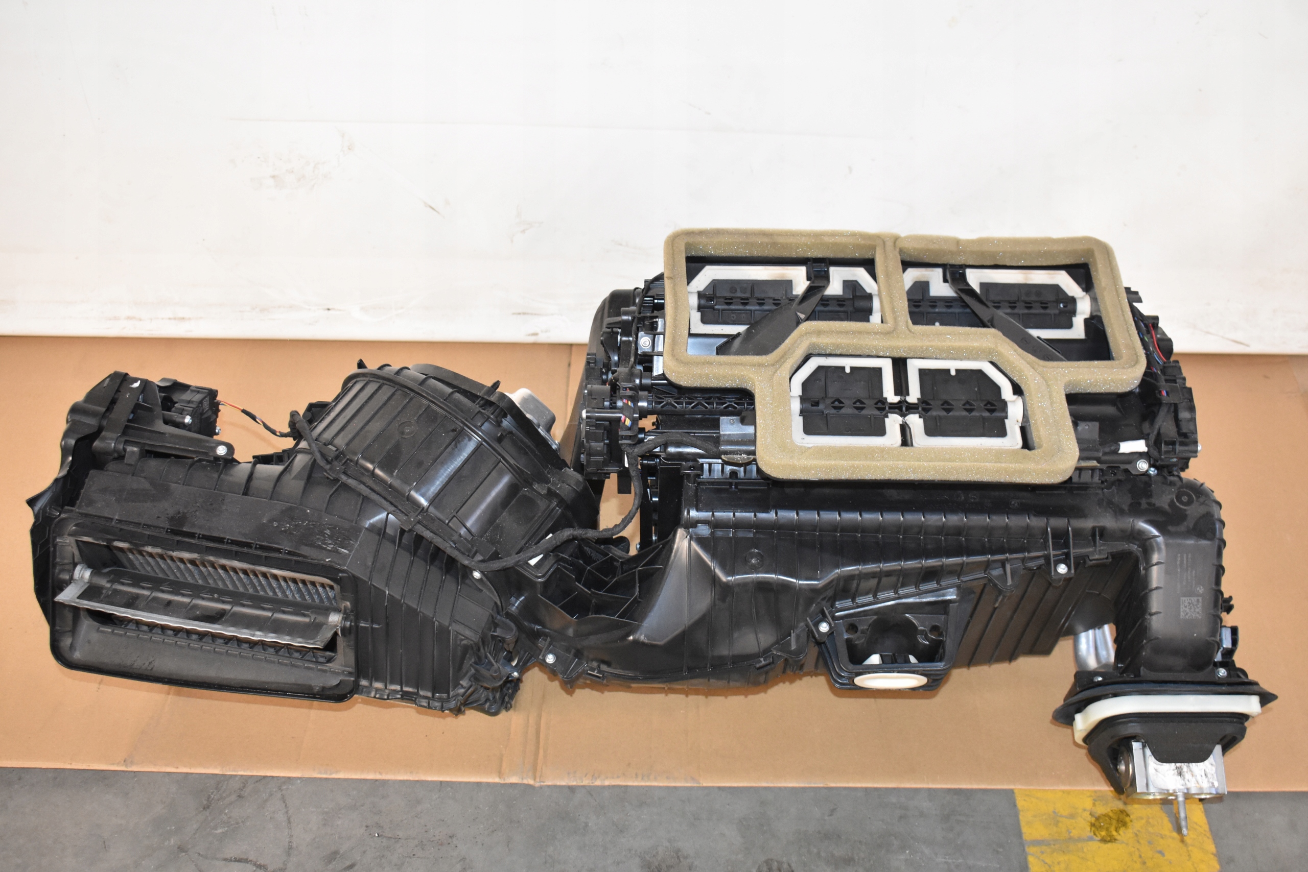 IDEALNA heater BMW G01 G02 1