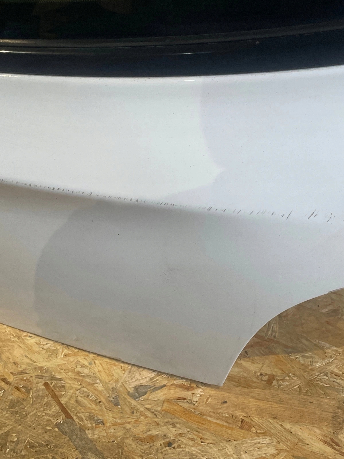 trunk door boot Opel Adam Biala