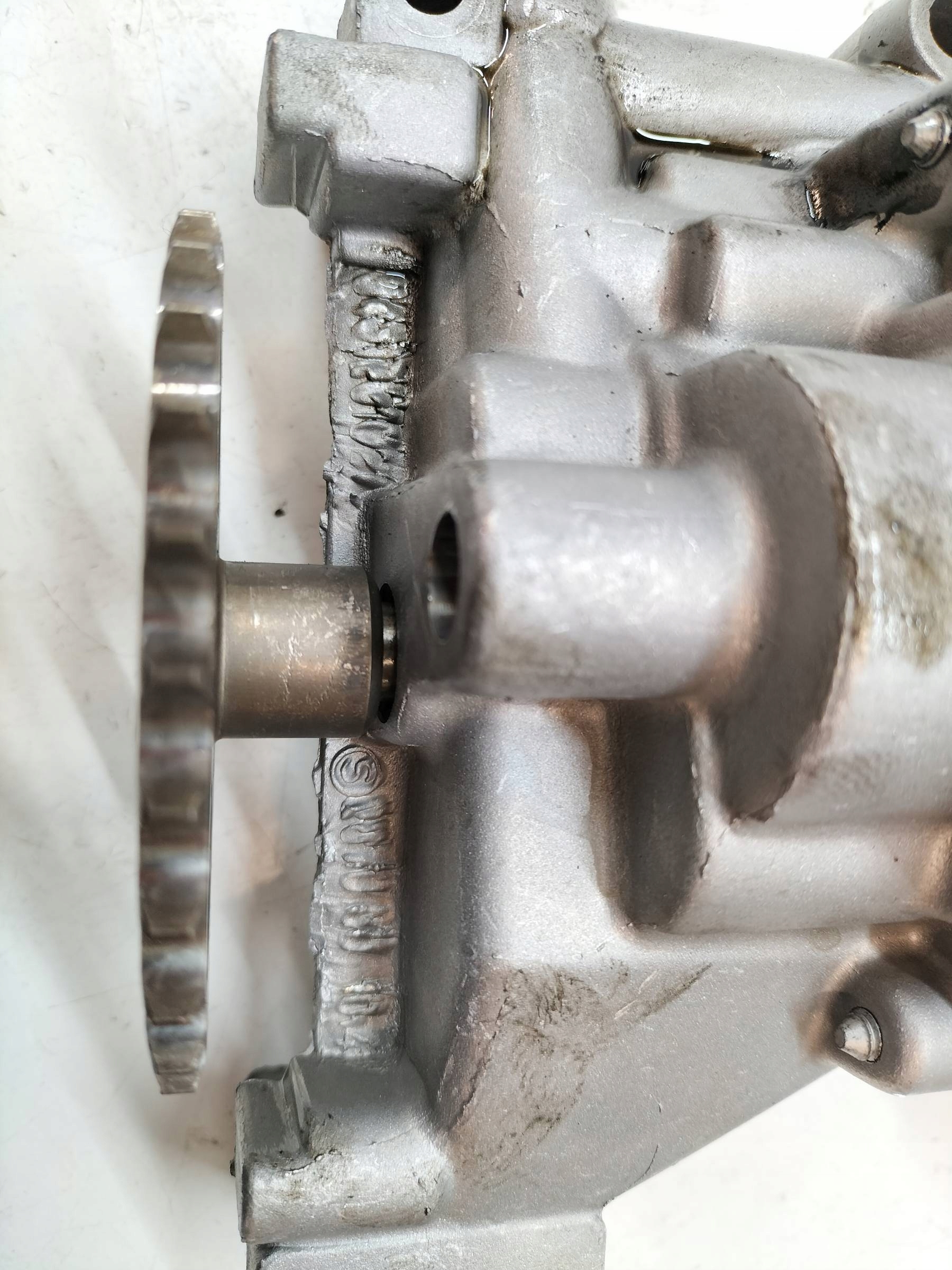 Pompa olio motore 2.0 HDI Peugeot 407 e (2004-2010)
