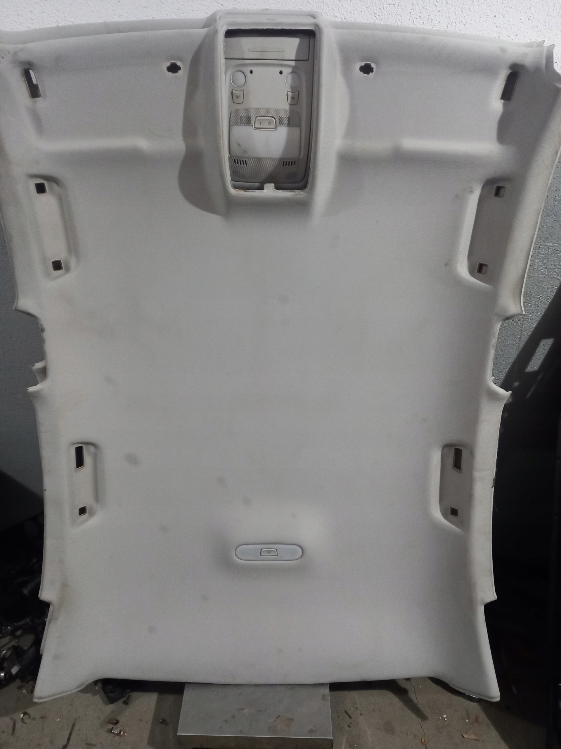 Audi A4 B8 седан потолок европа 8K5867505 8K5867501