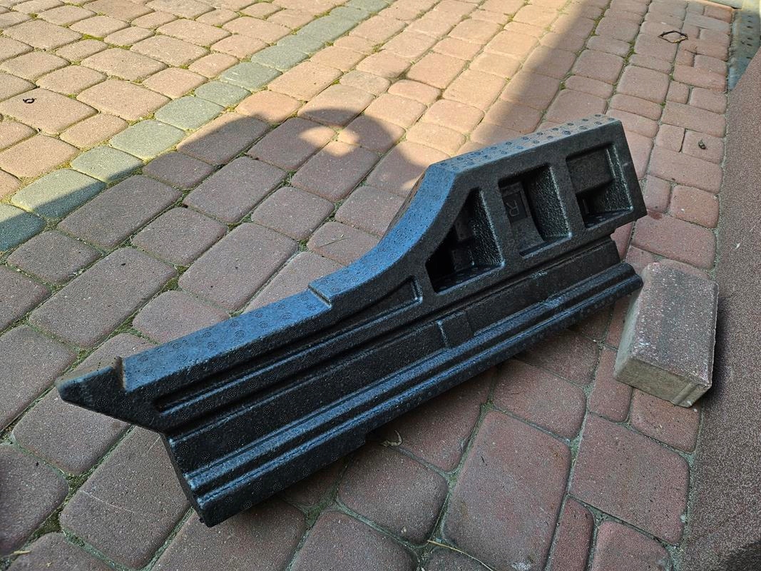 Absorber P polystirene boot kombi Opel Insignia B 13499871