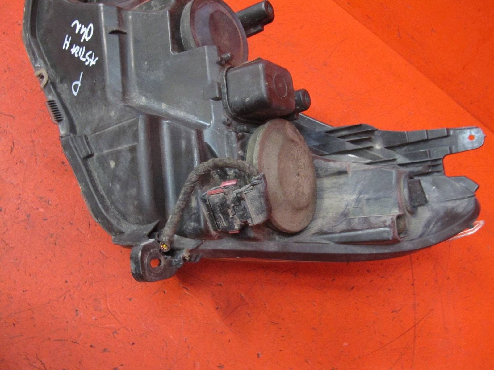 OPEL ASTRA H 3 III 04- light REFLEKTOR right front front HELLA EUROPA