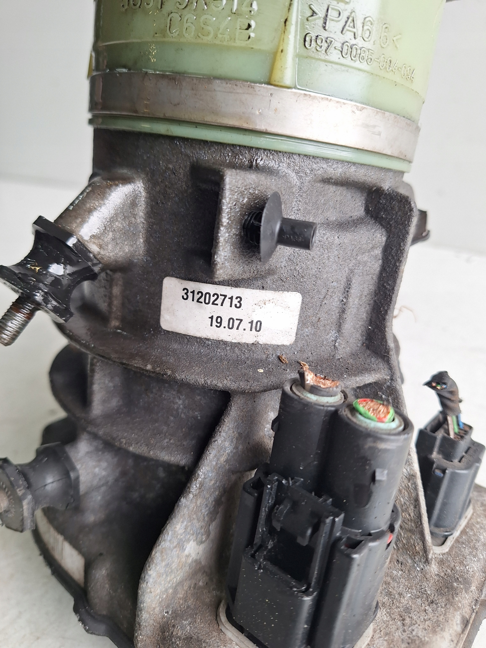 VOLVO XC60 08-13 servo pump 31202713