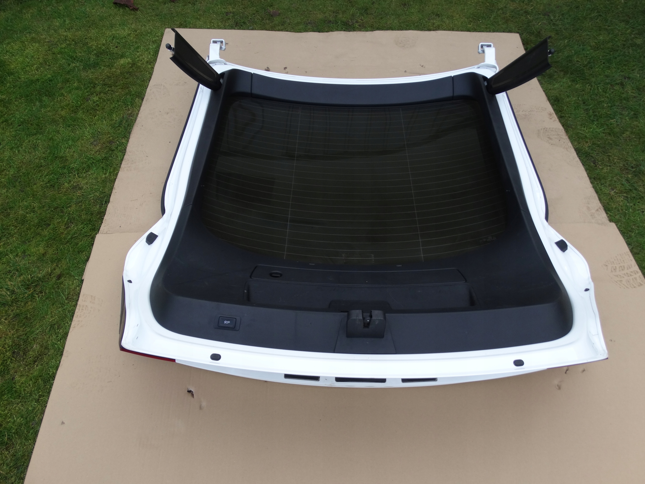 AUDI A7 C7 4G LY9C S-LINE complete trunk door boot LOTKA lights
