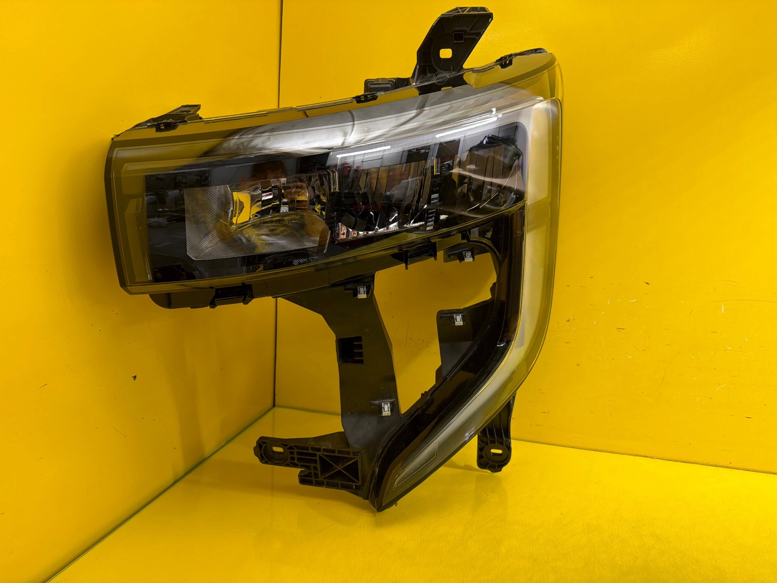 light left Renault Master IV Nissan Interstar III 2023 260609073R