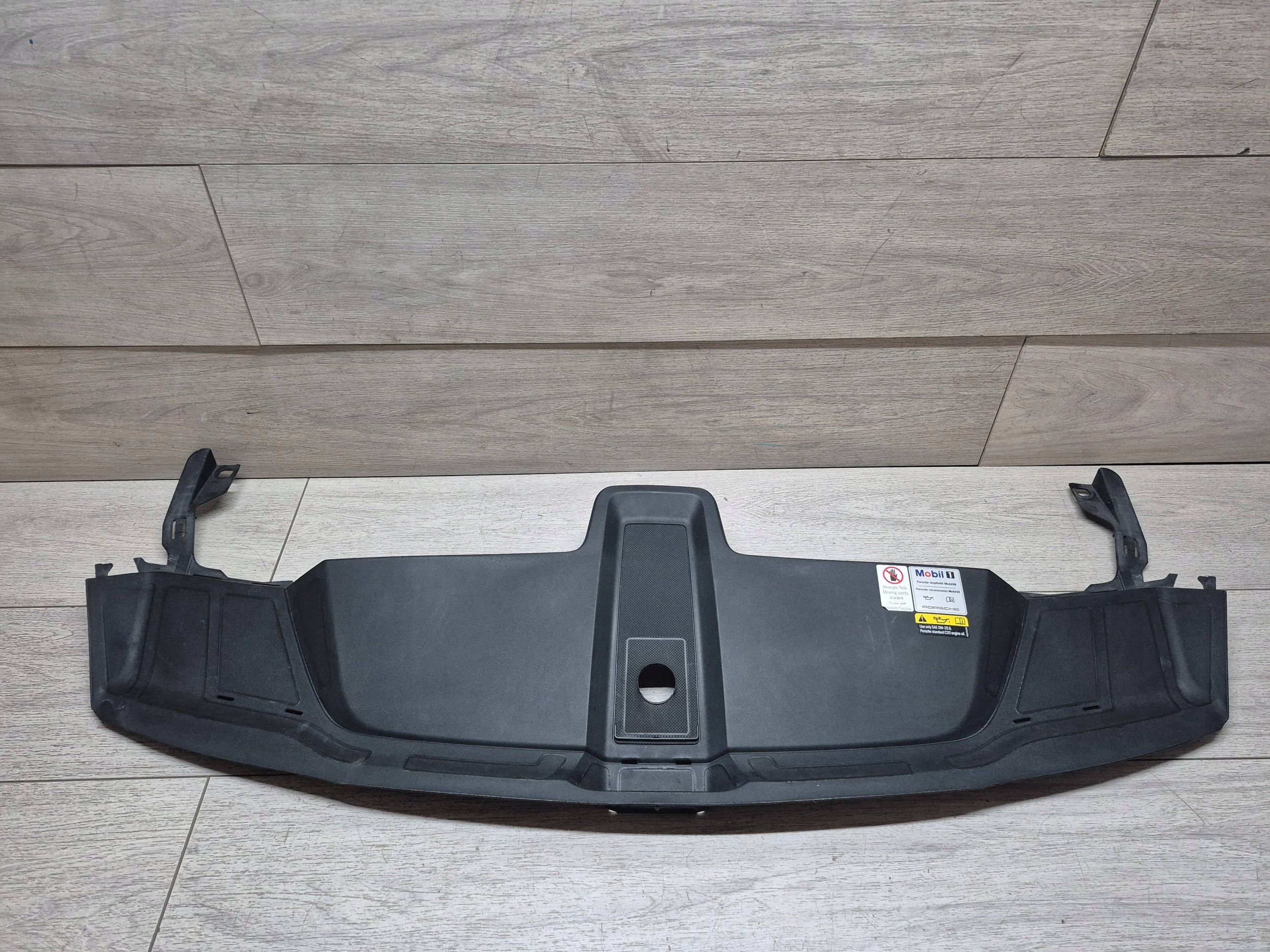 13803. CAYENNE OSŁONA PAS PRZÓD 9Y0805504C