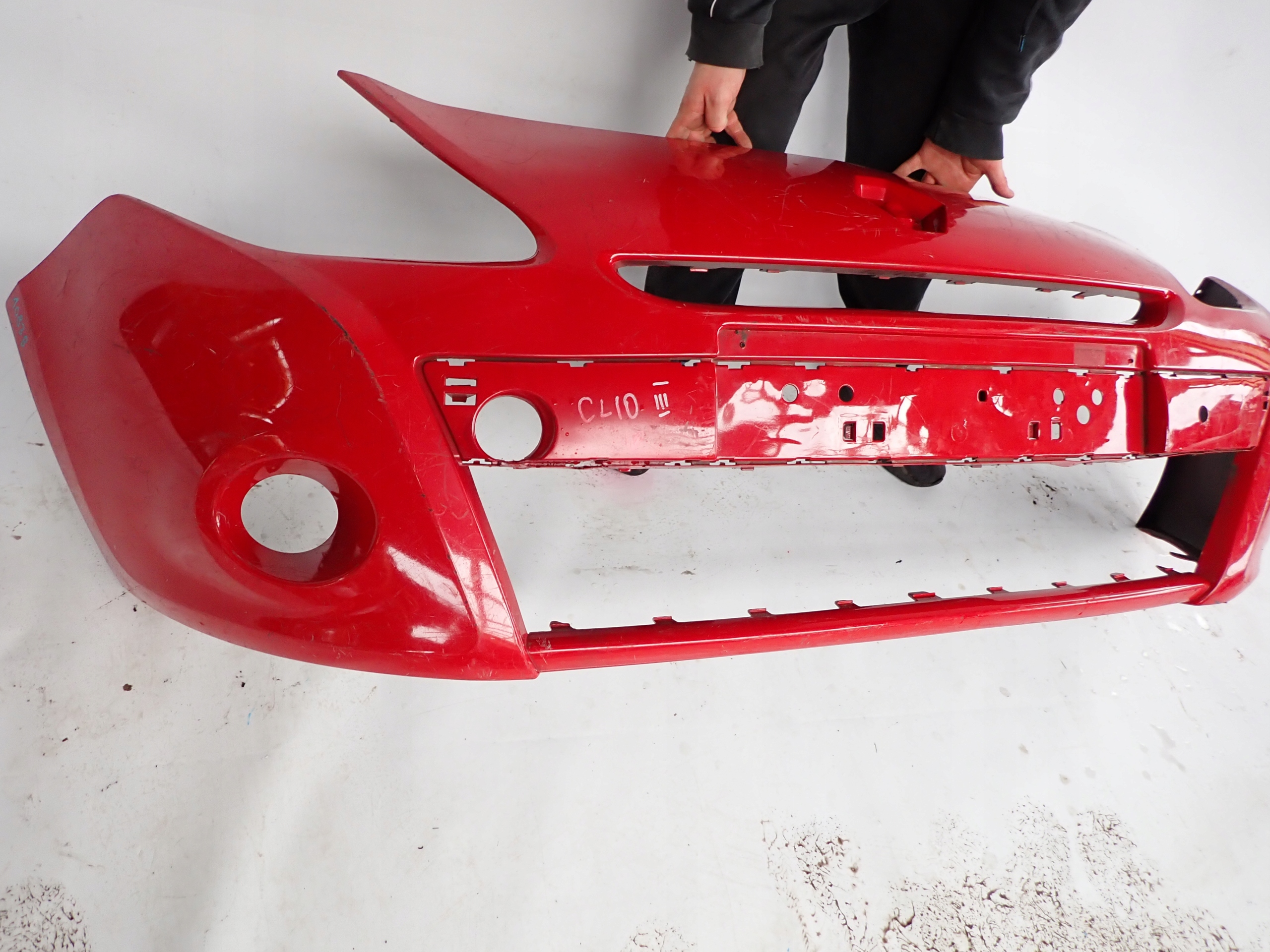 RENAULT CLIO III LIFT 185 bumper front front 8200799930