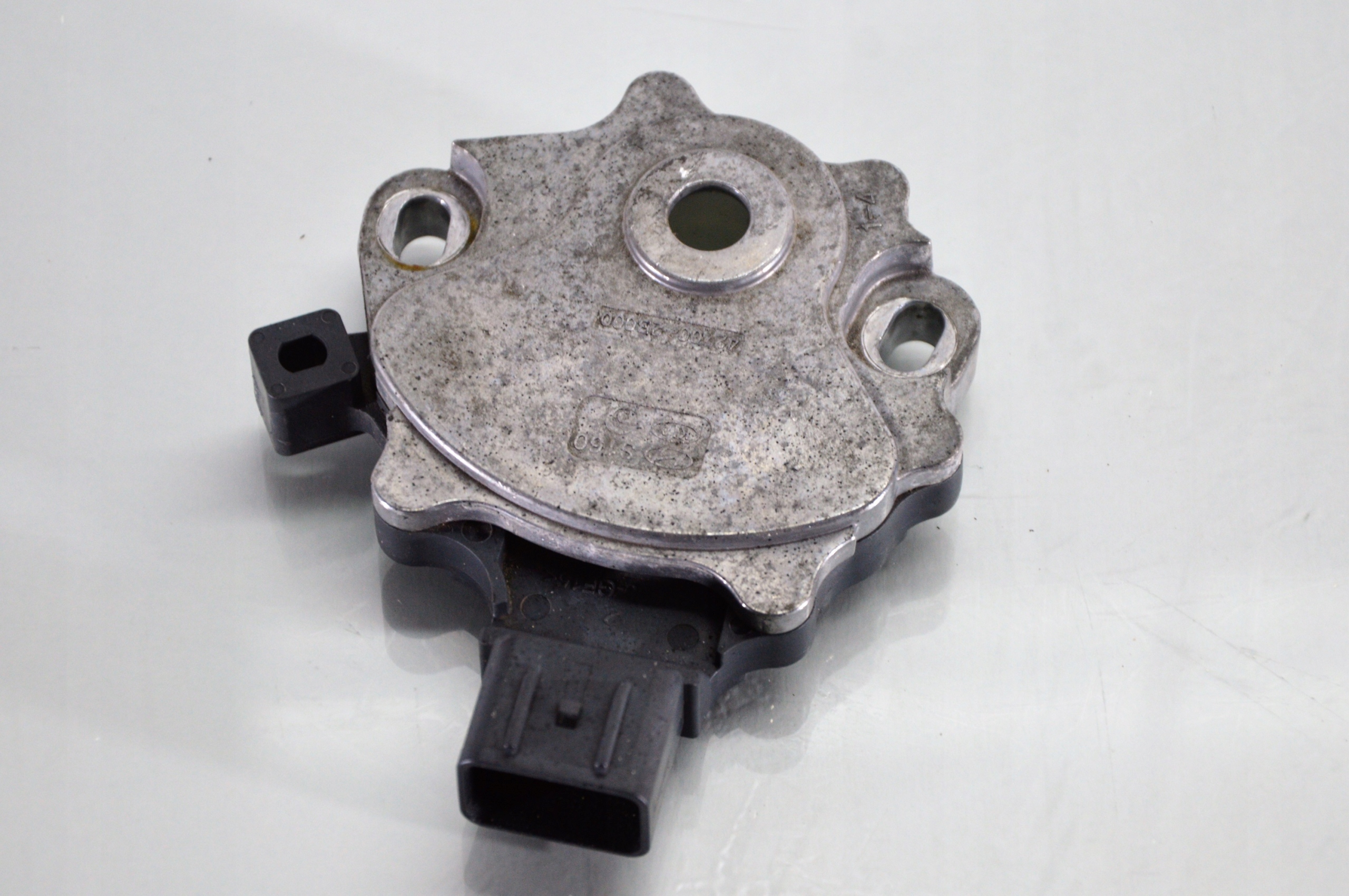 Позиционер 42700-2b000 D6gf1h гибрид Kia Hyundai