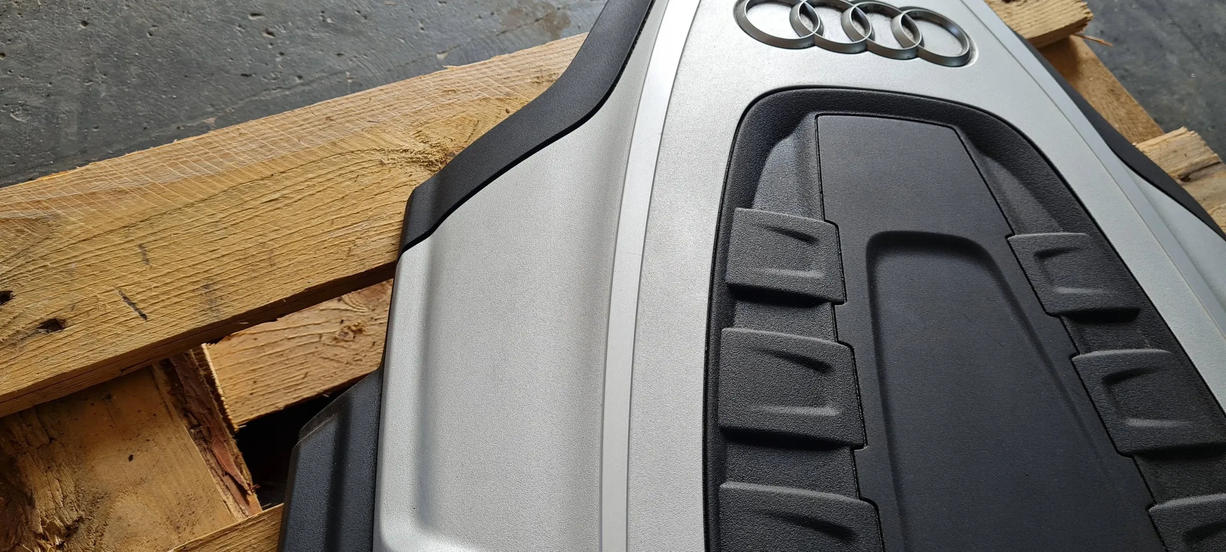 A6 C7 4G LIFT OSŁONA POKRYWA SILNIKA 3.0 TFSI 06E103925Q A7 4G Producent części Audi OE