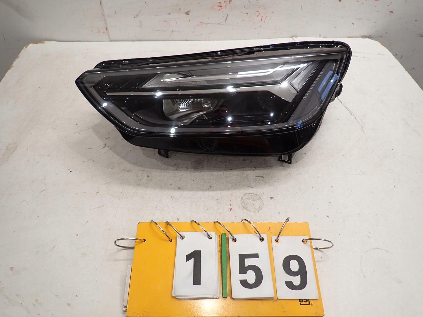 light front front left AUDI Q5 II LIFT 2020- FULL LED 80A941033F