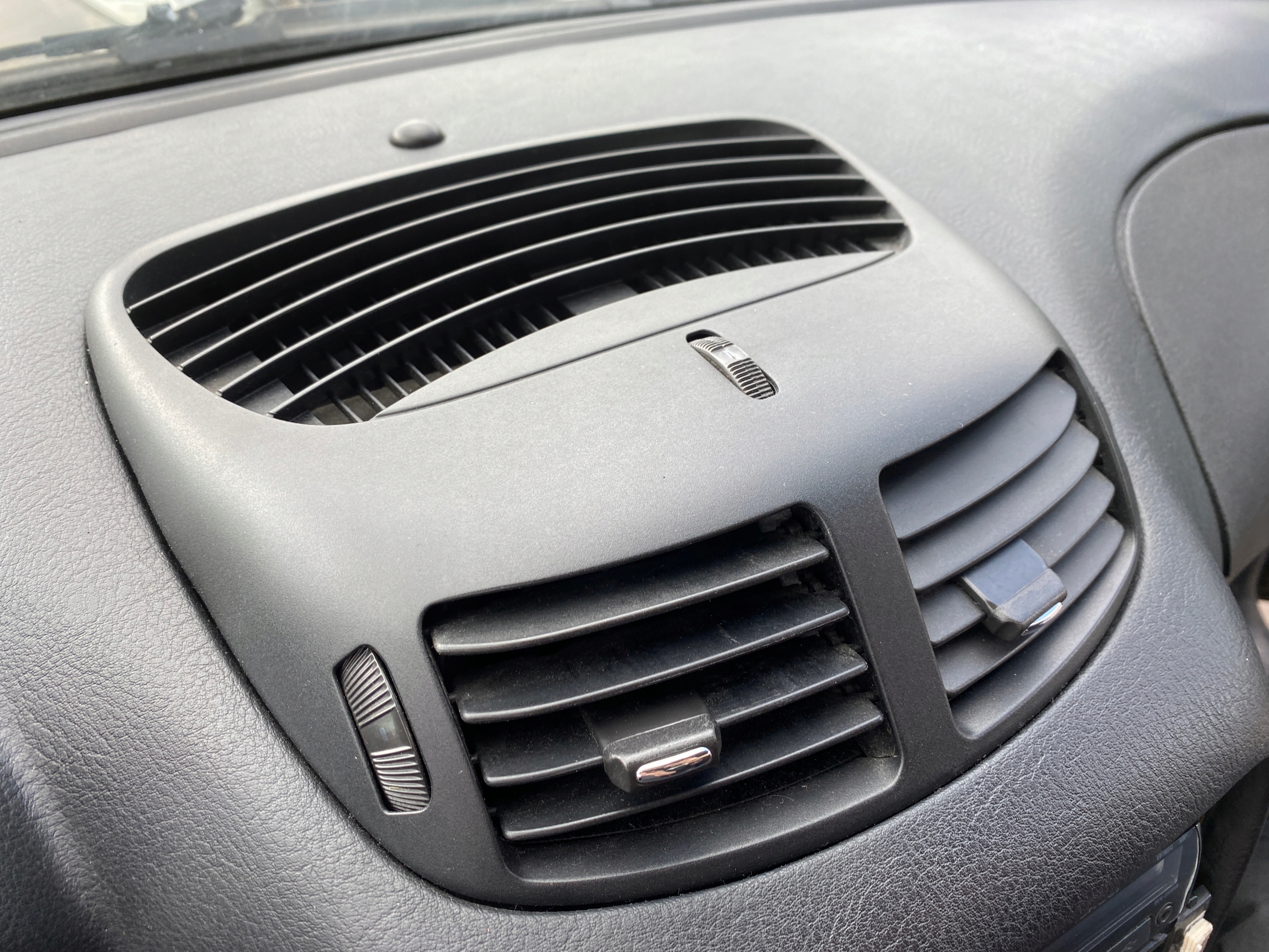 Alfa Romeo 147 FL 00-10 grid air conditioning devices air central