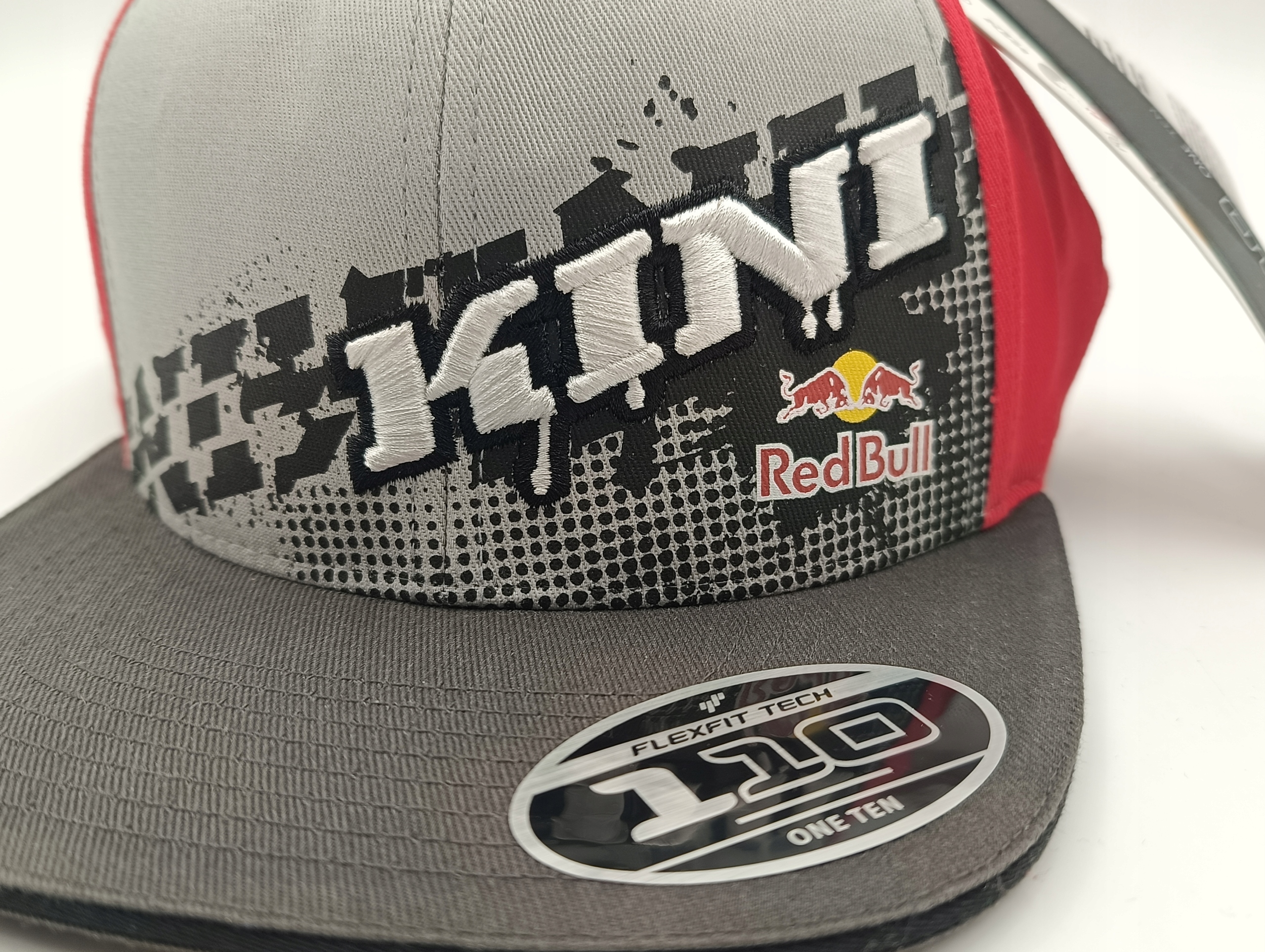 Czapka z daszkiem KINI Red Bull Slanted Cap red/black