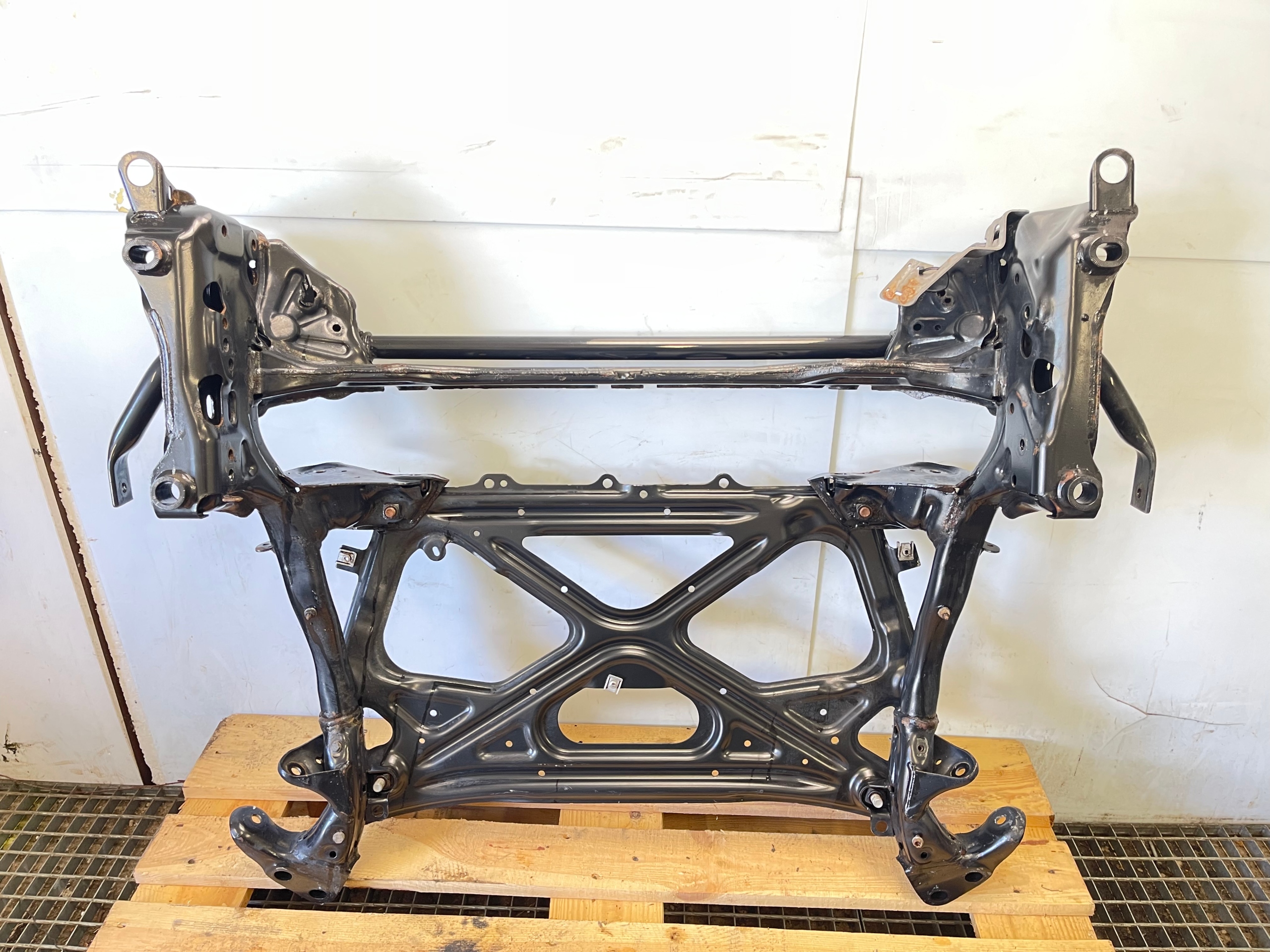 subframe axle beam front front airbag A6 C7 LIFT 3.0TDI original 4H0399345Q
