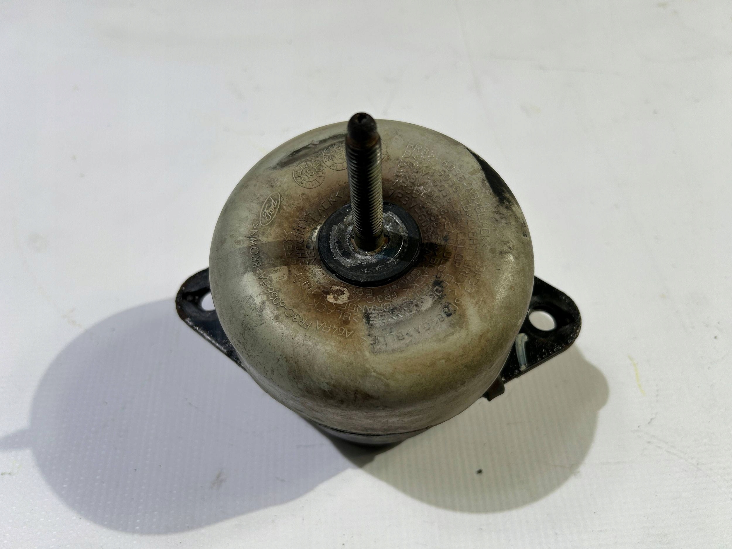 console holder engine mount right left Ford Mustang 5.0 2015