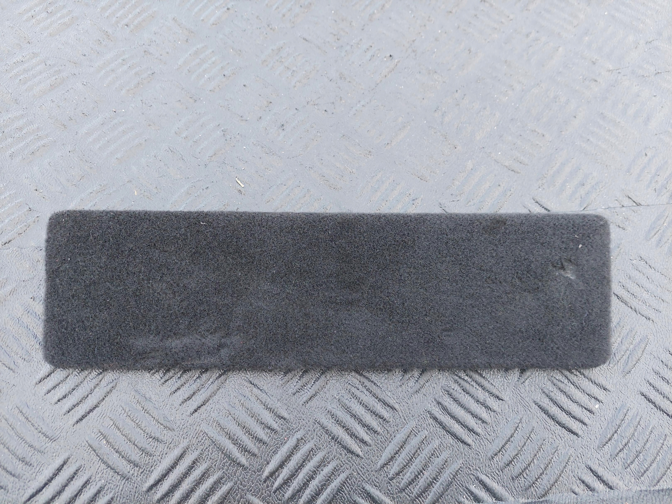 cover spoiler of a filter, cab boot LEXUS LS 600 LS600 H LS460 LB20