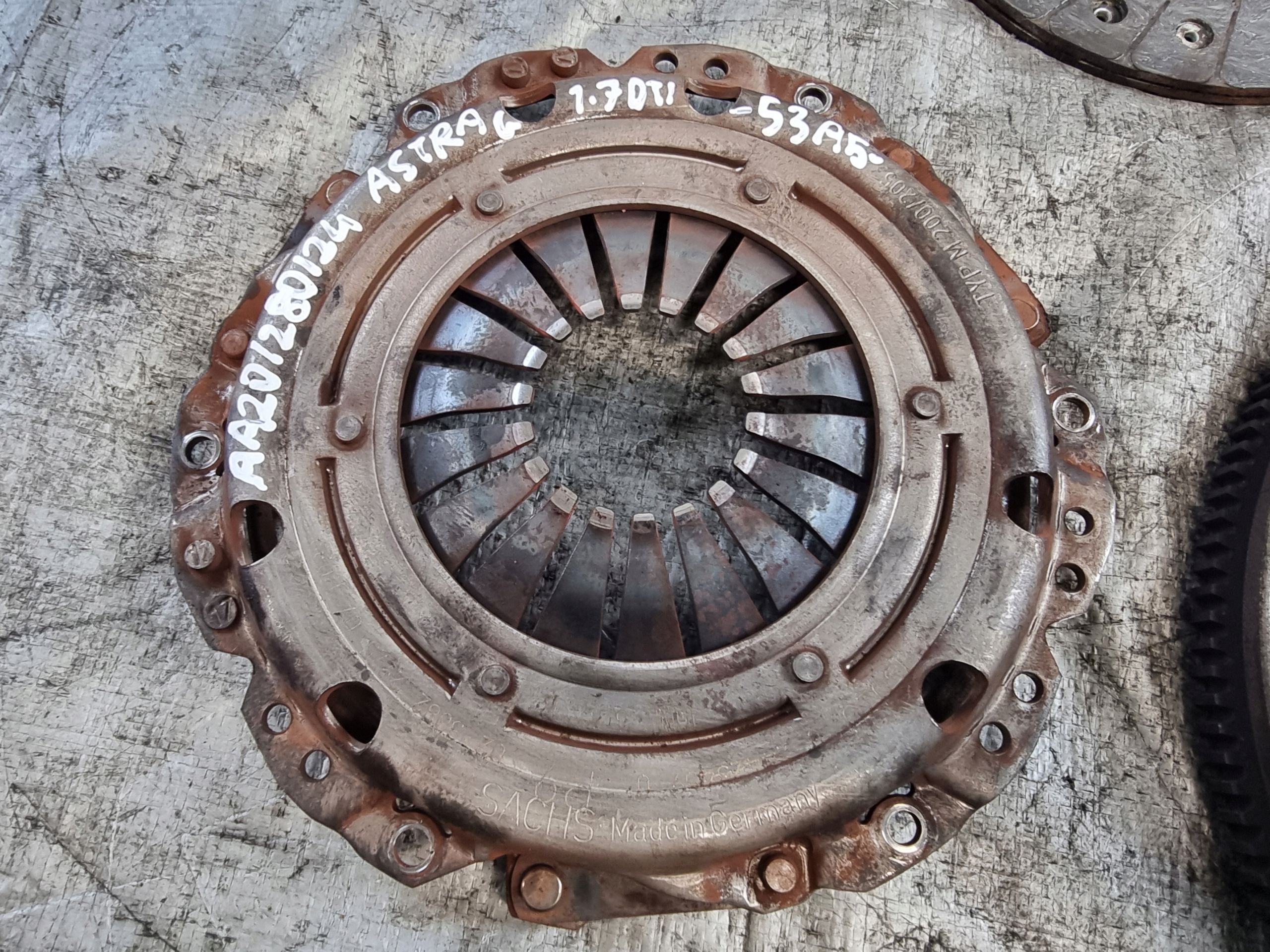 Embrayage Complets OPEL ASTRA G II 1.7 DTI 55KW 00r