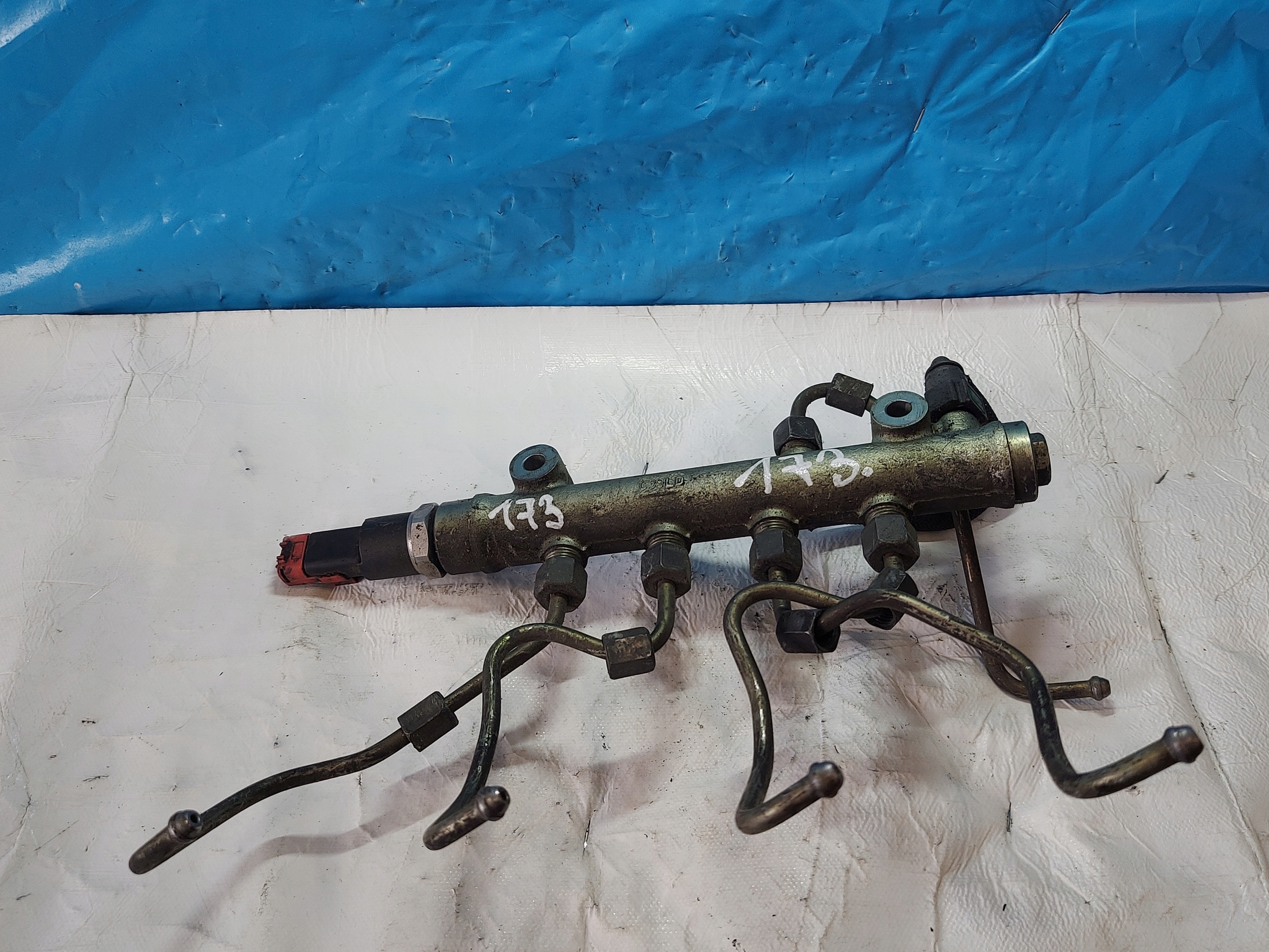 Rampe injection PEUGEOT 206 1.4 HDI 0445214028