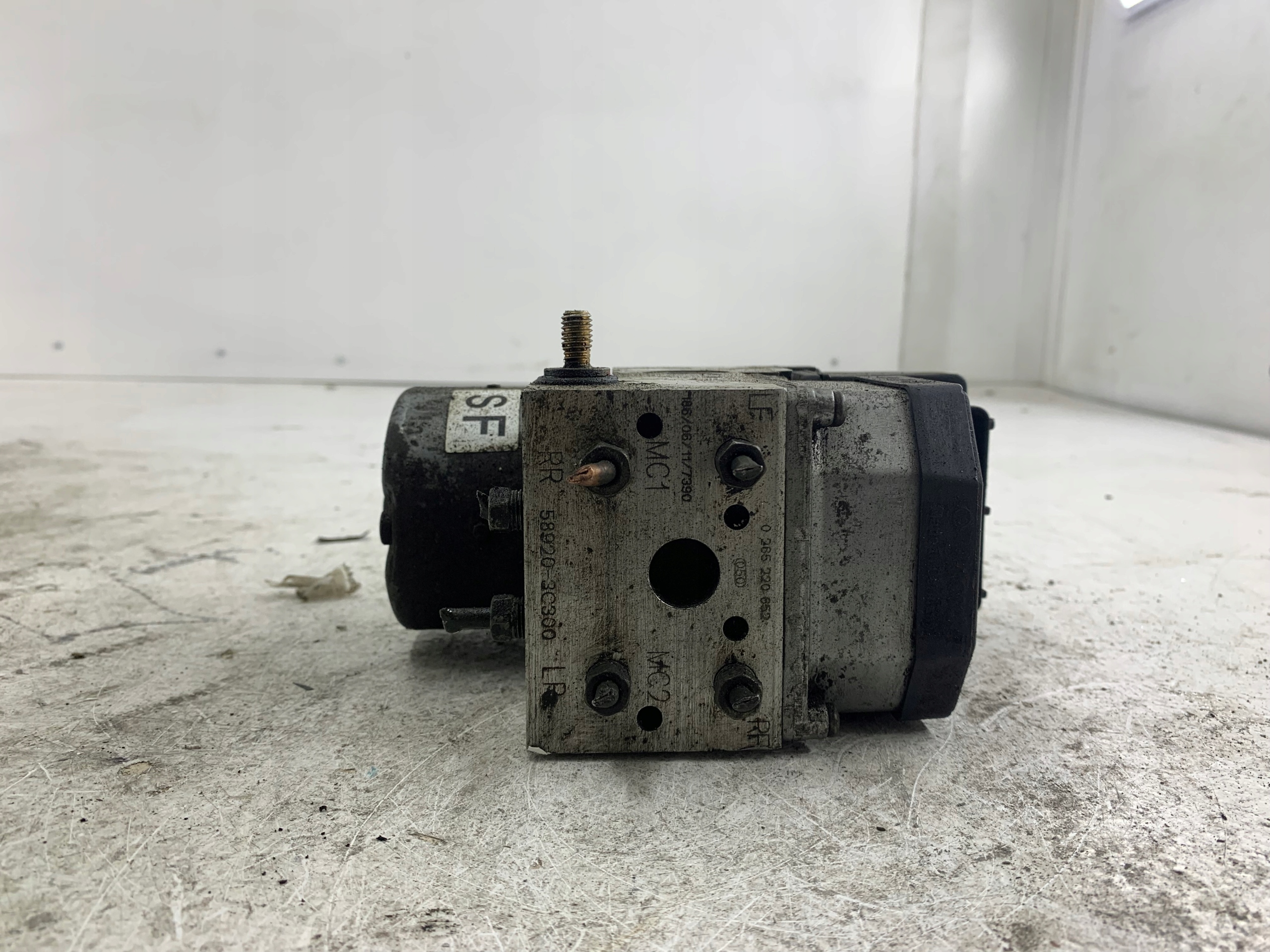 KIA MAGENTIS e servofreno ABS 58920-3C300
