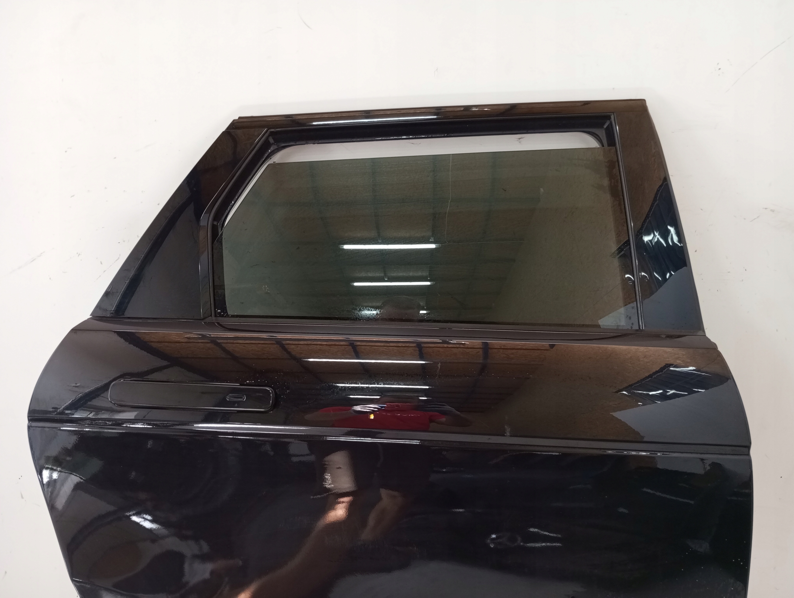 door right rear. RANGE ROVER EVOQUE II 19R