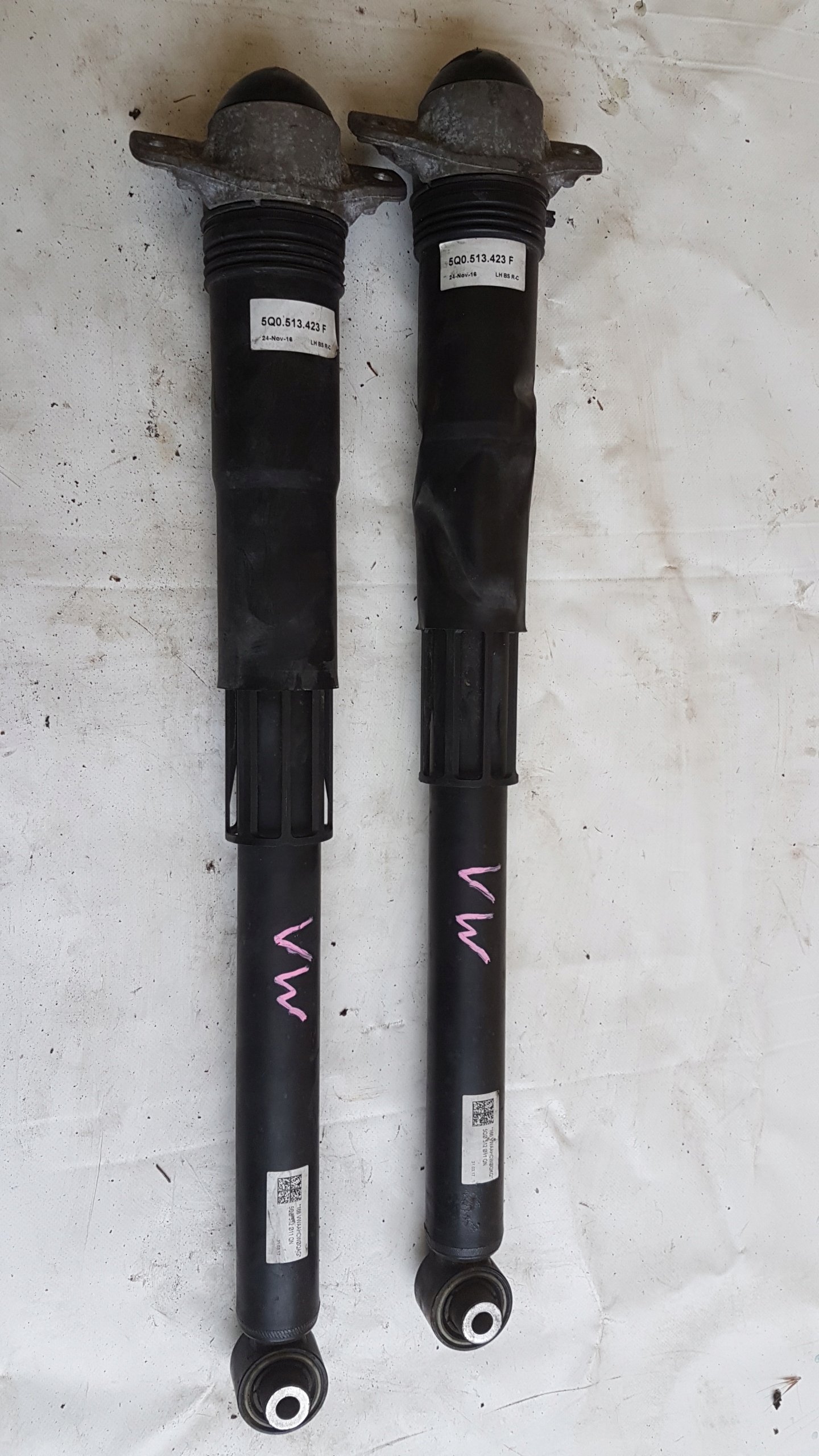 VW AUDI SKODA AMORTYZATOR TYŁ 5Q0512013KJ