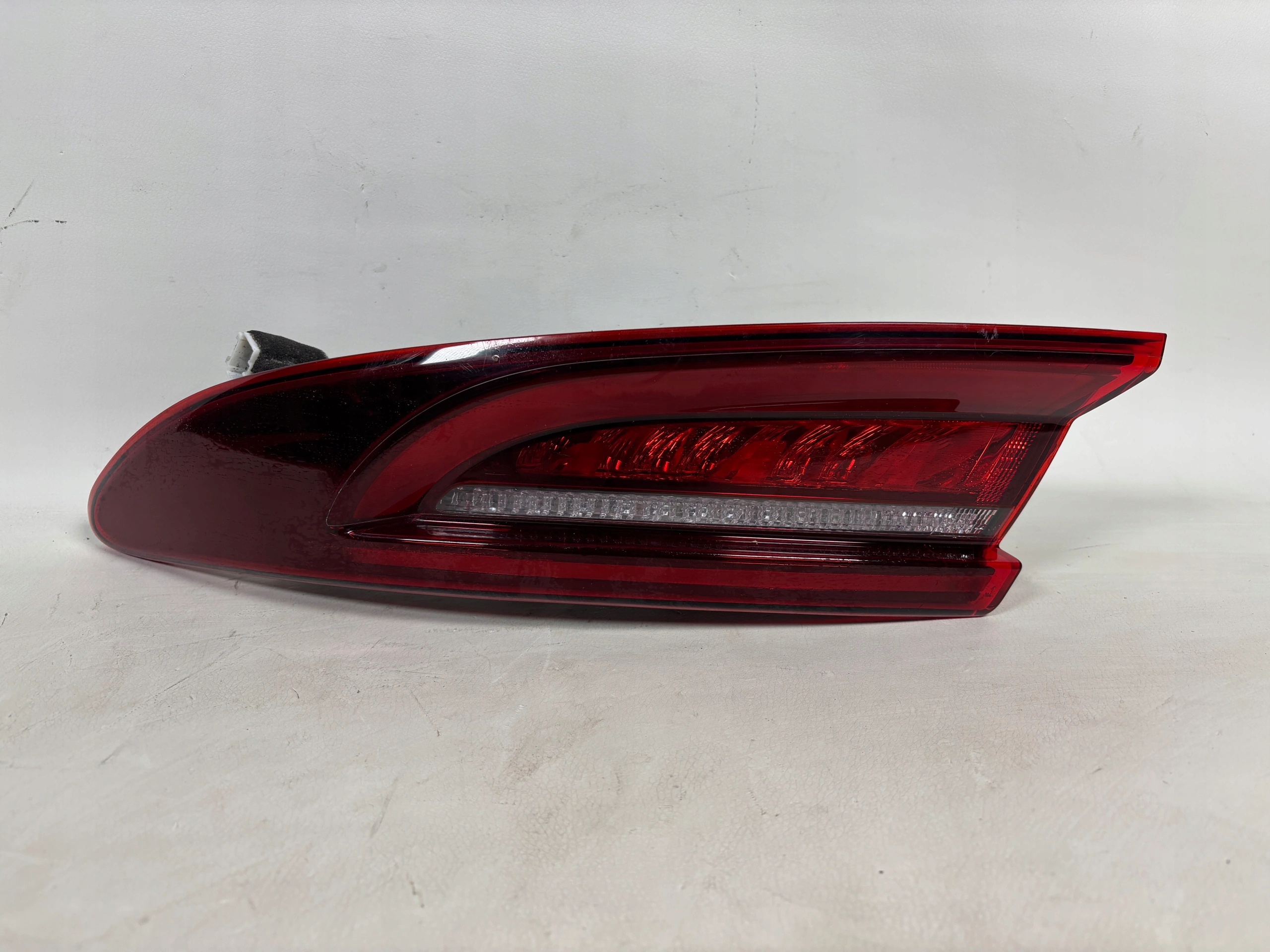Kia Proceed 3 III 18- light rear part 92402J7200