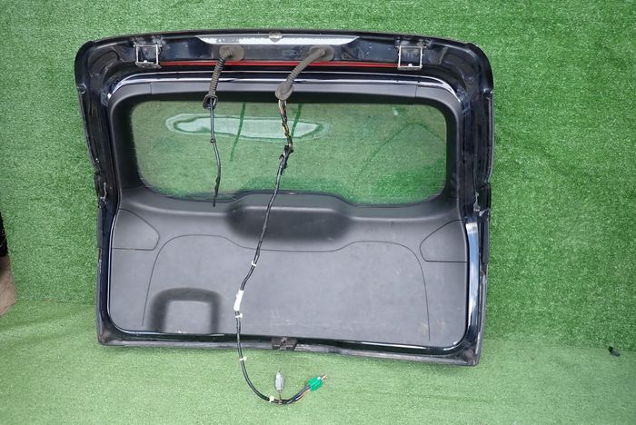 FORD MONDEO MK4 KOMBI boot doors rear part
