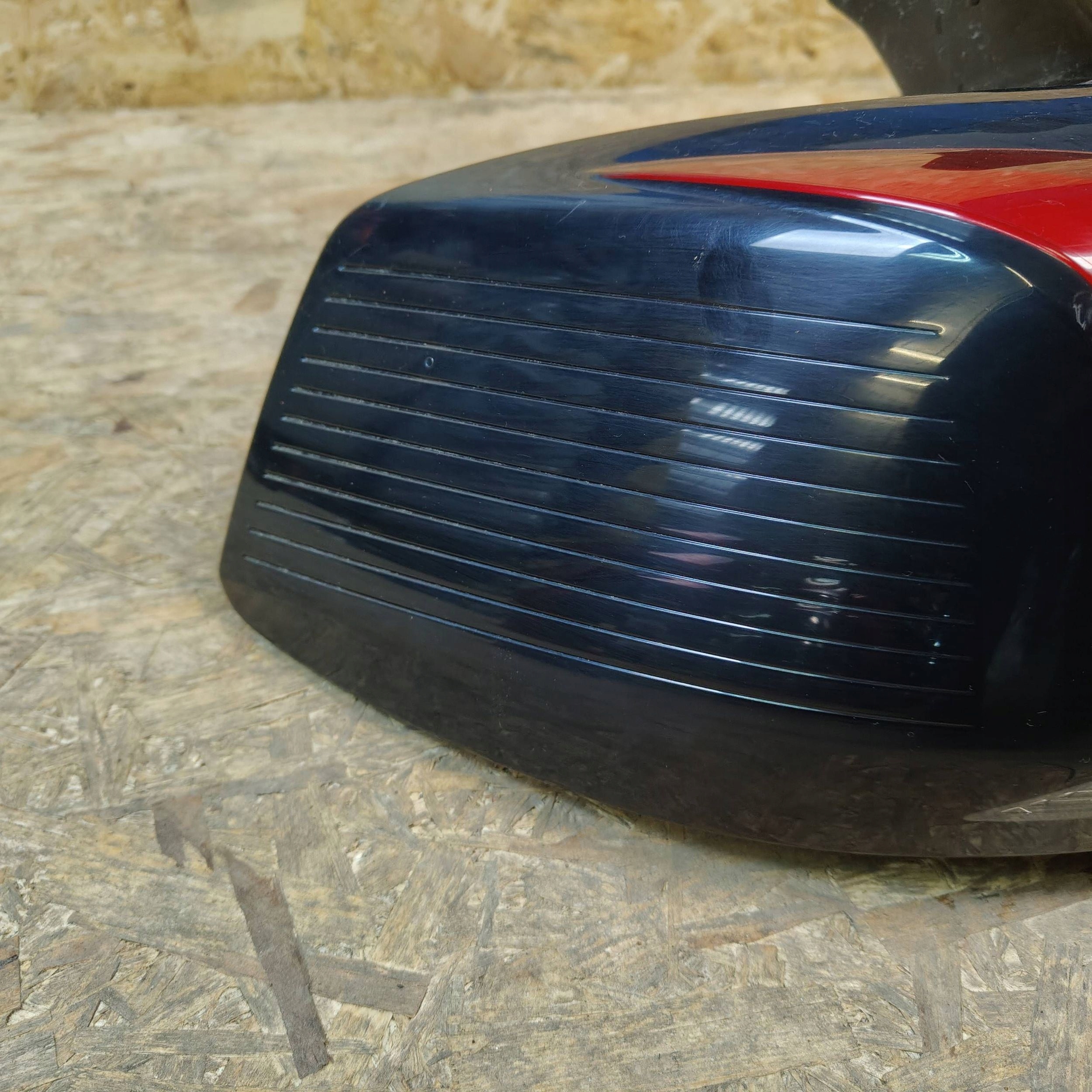 light rear rear part side left Peugeot 5008 II 9811028080