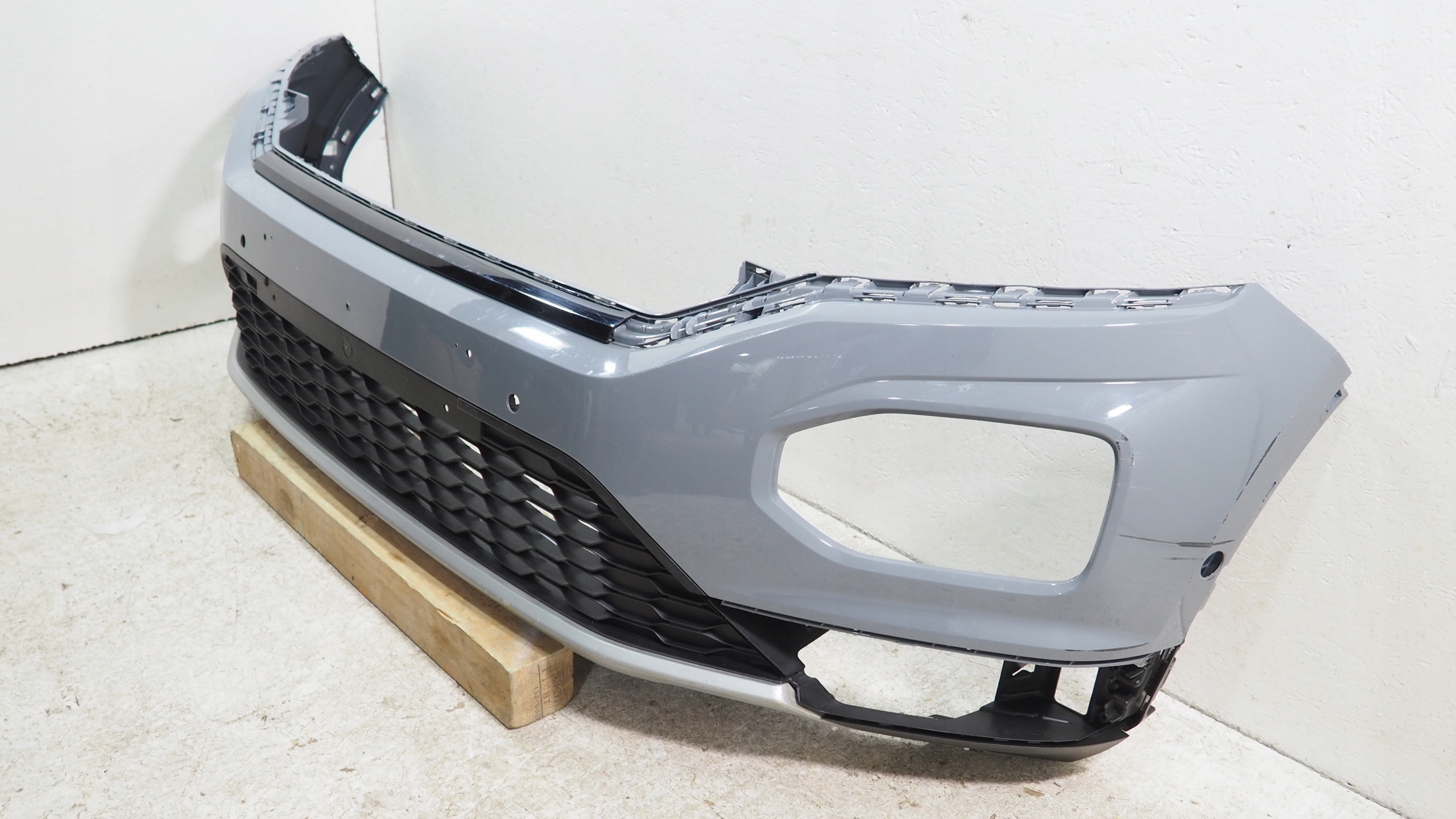 VW T Roc nárazník předek přední 2GA807221AF
