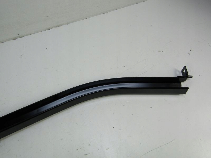 KANGOO II SZYNA PROWADNICA DRZWI PRZESUWNYCH SROD Part number 8200497622