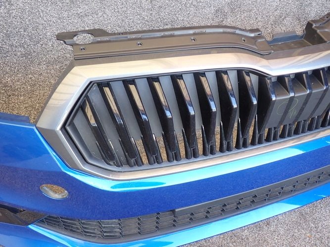 SKODA FABIA IV FRONTSTOSSSTANGE VORNE AIR LUFT